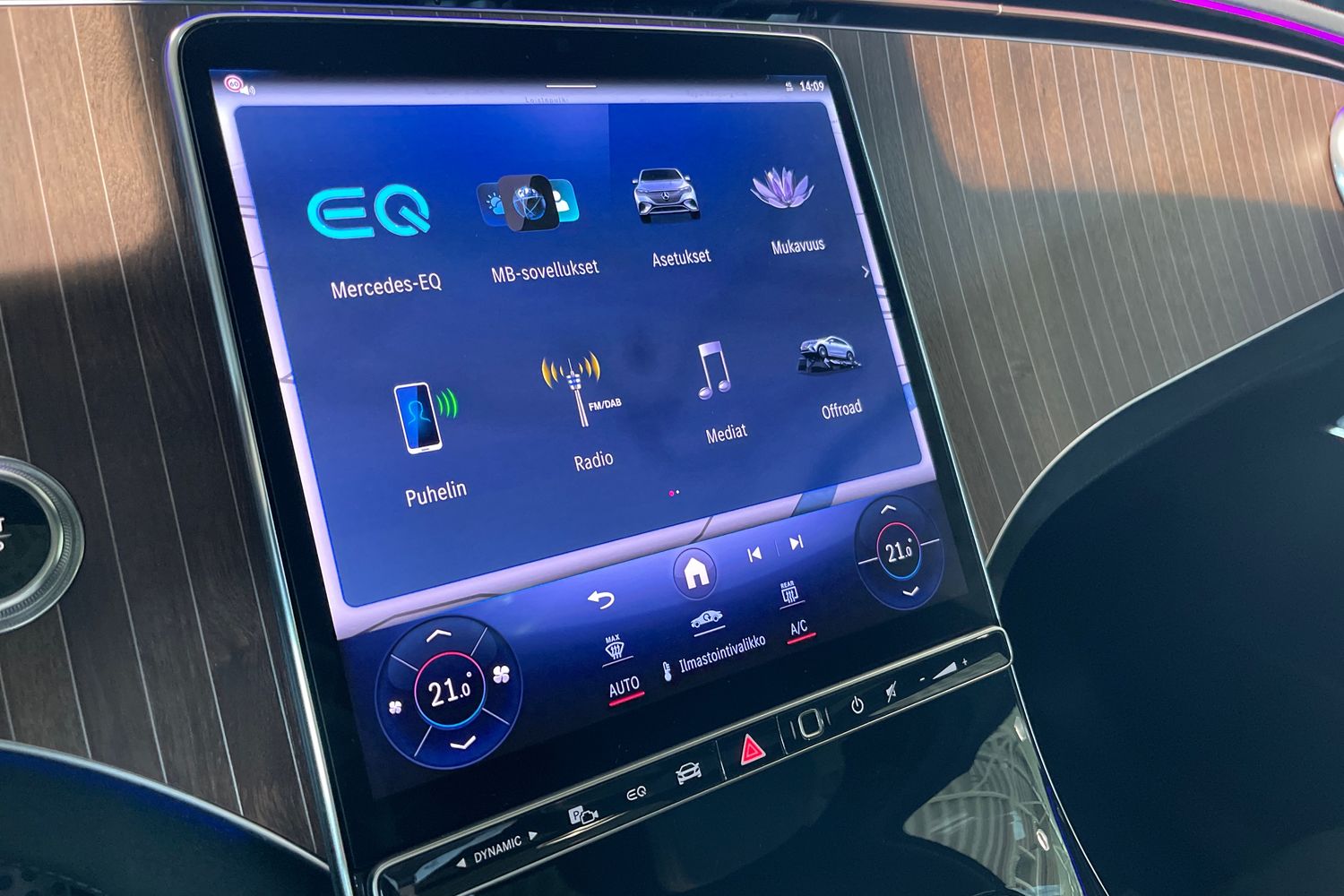 Mercedes-Benz EQE SUV 2023