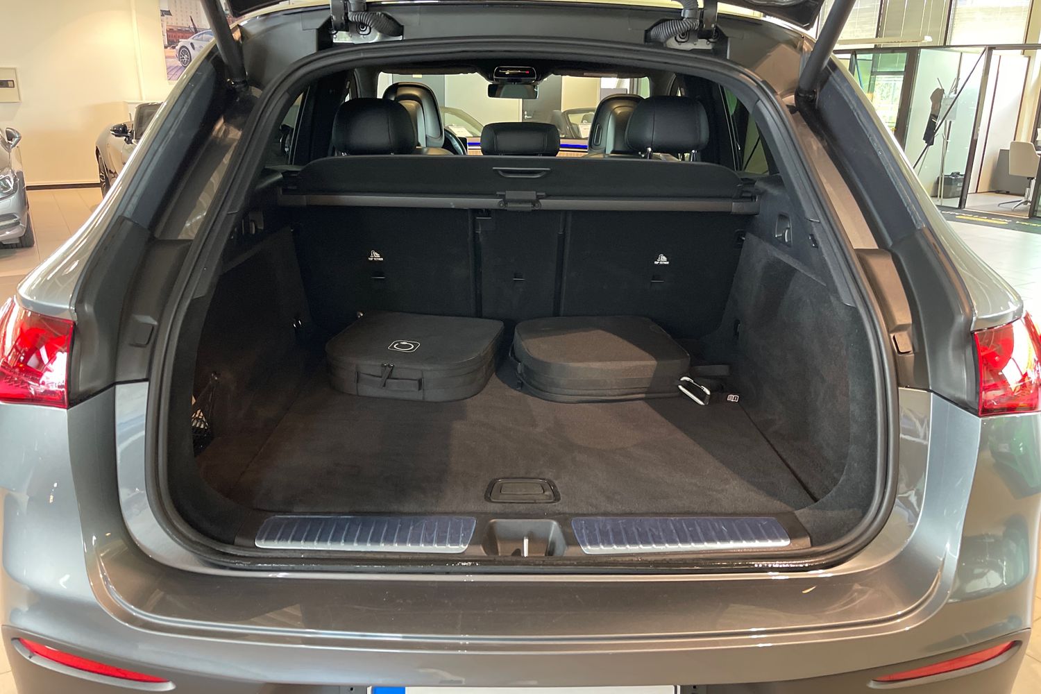 Mercedes-Benz EQE SUV 2023