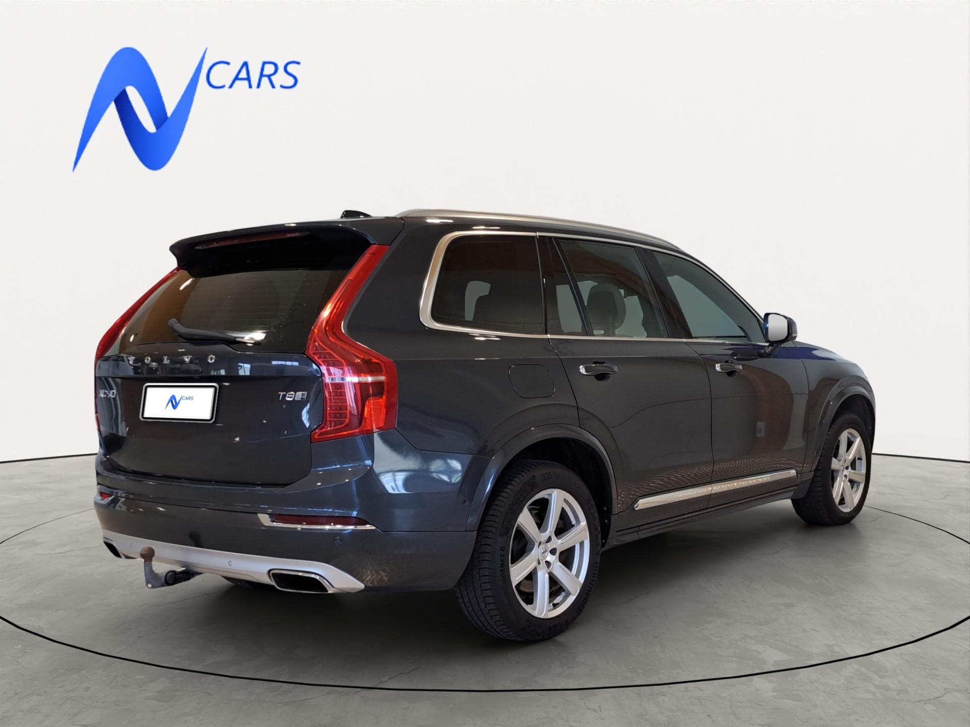 VOLVO XC90 4