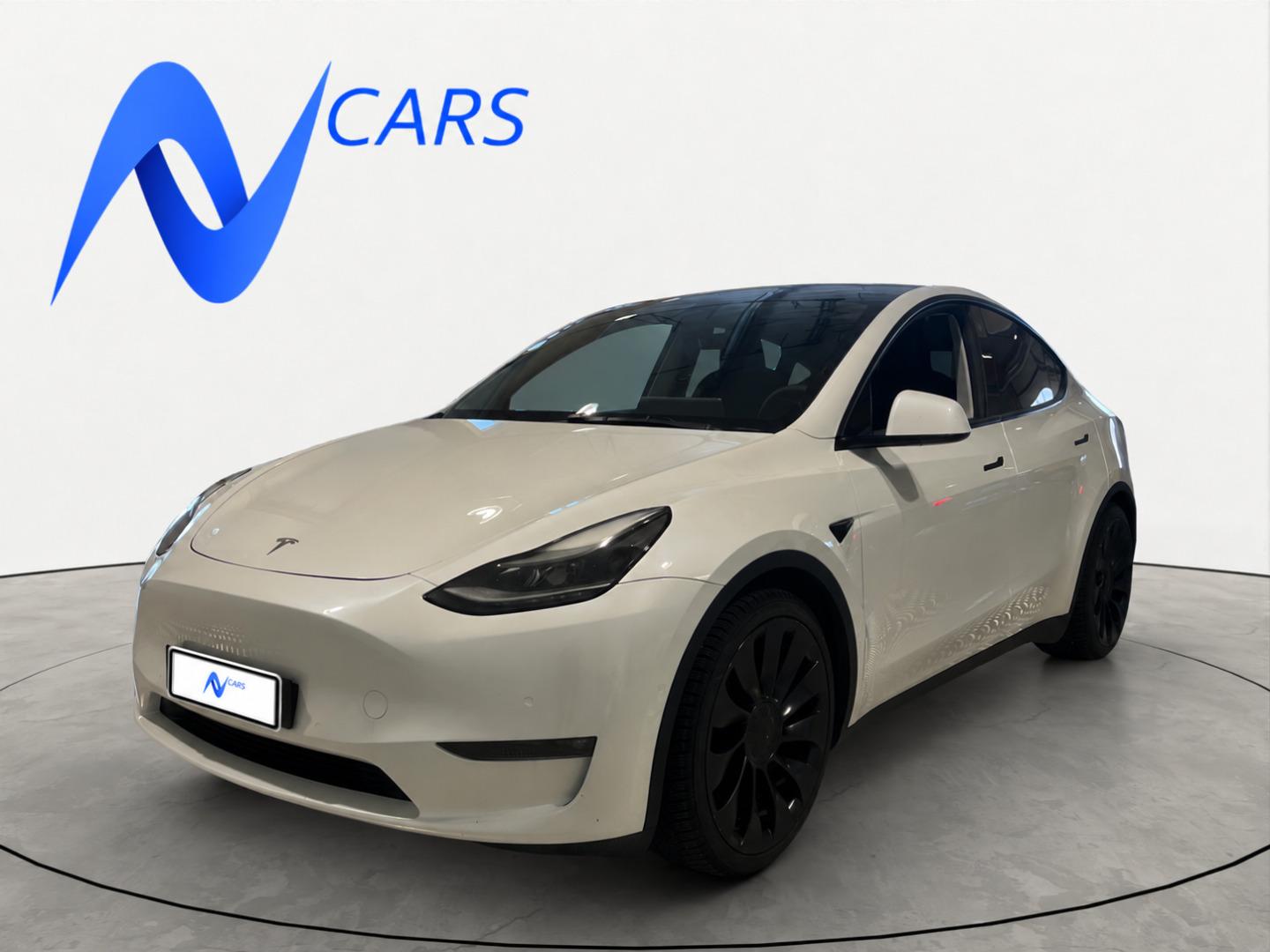 TESLA Model Y 1