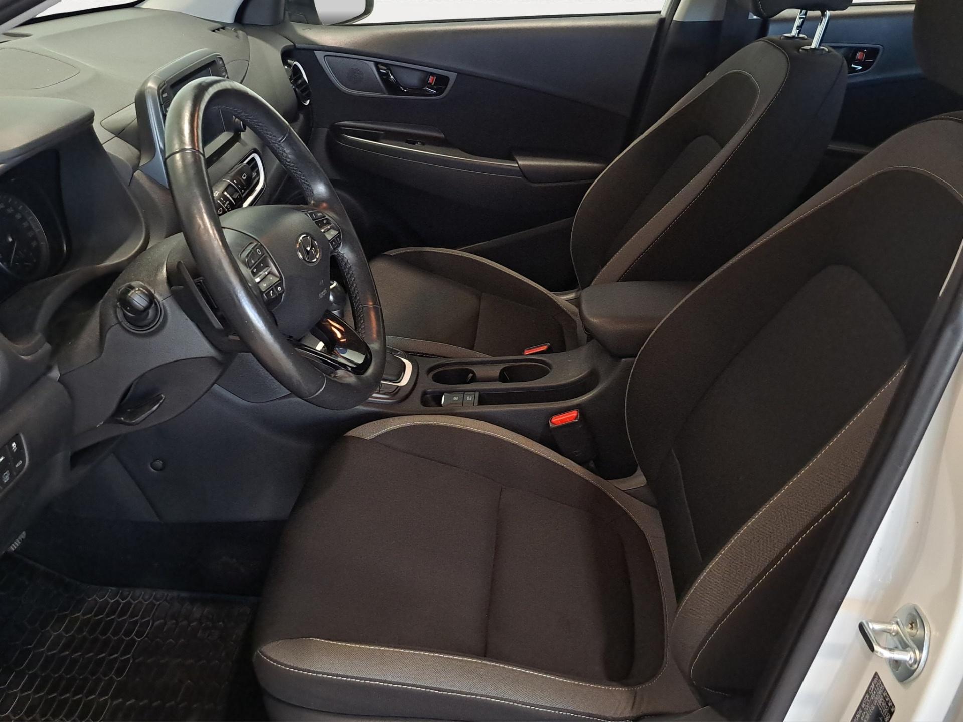 HYUNDAI Kona 8