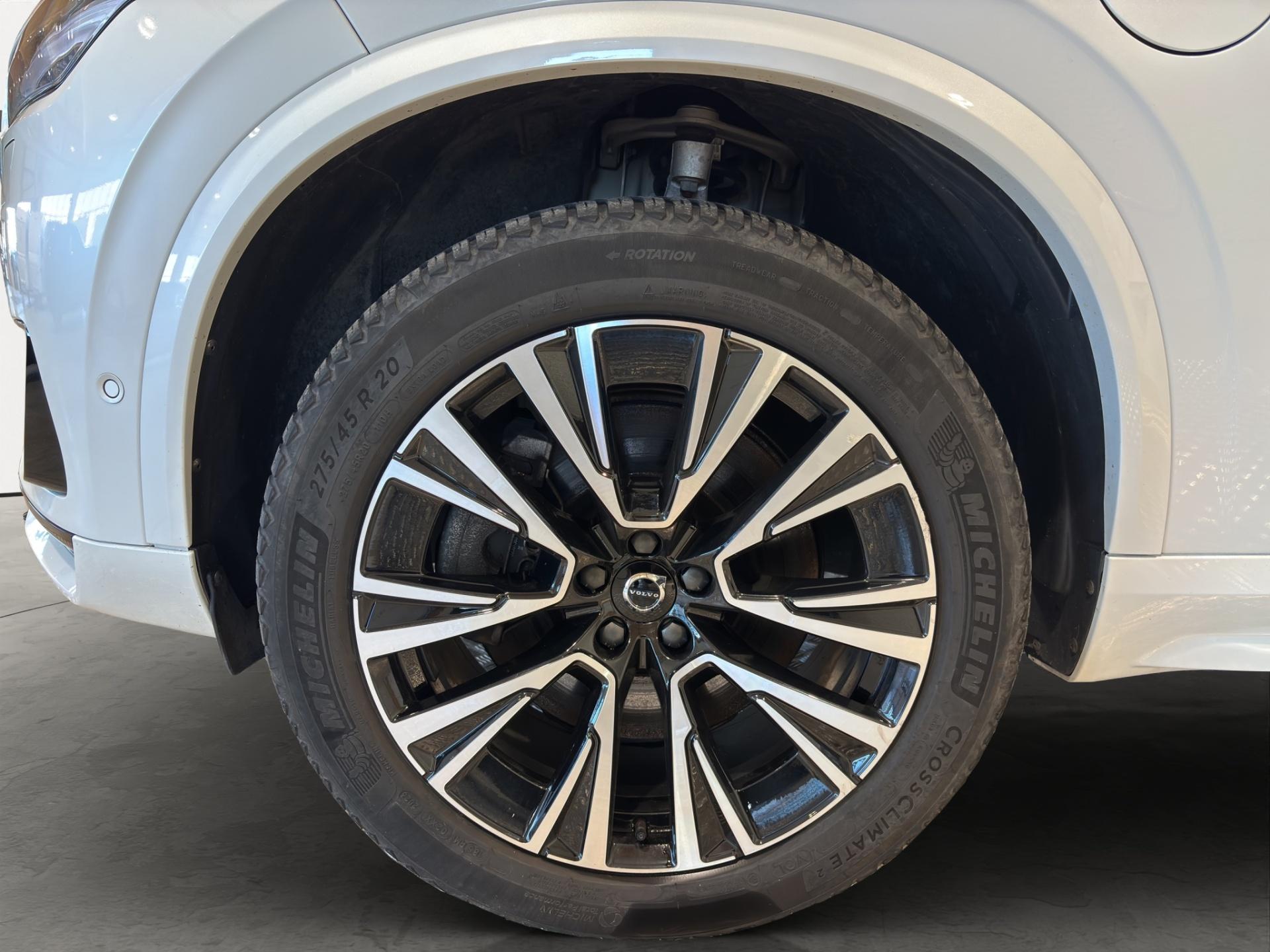 VOLVO XC90 11