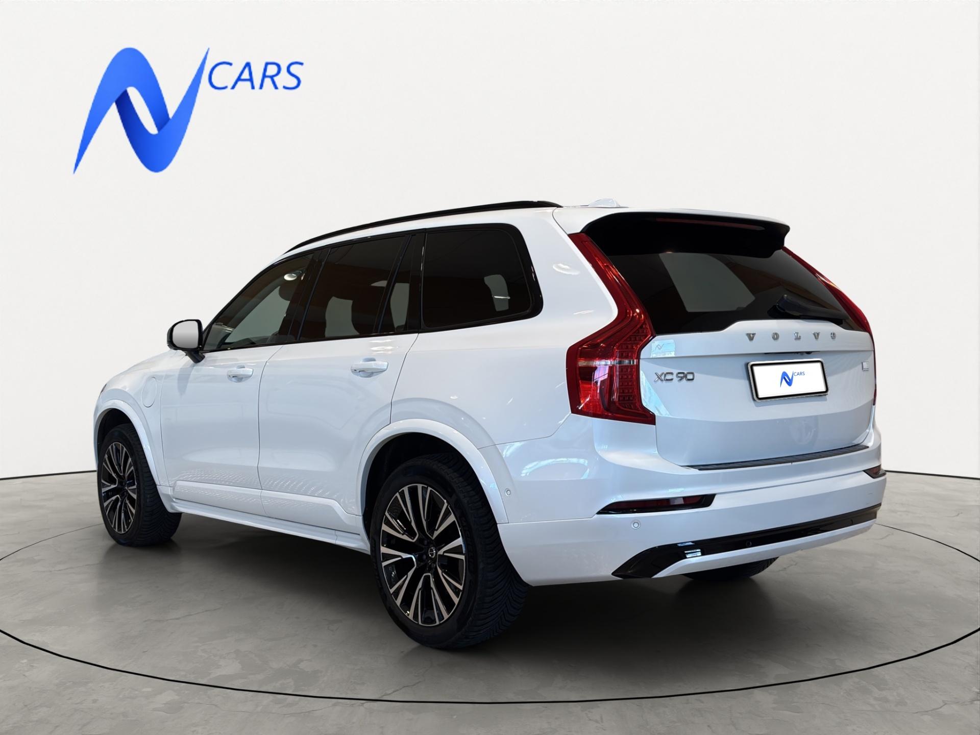 VOLVO XC90 4