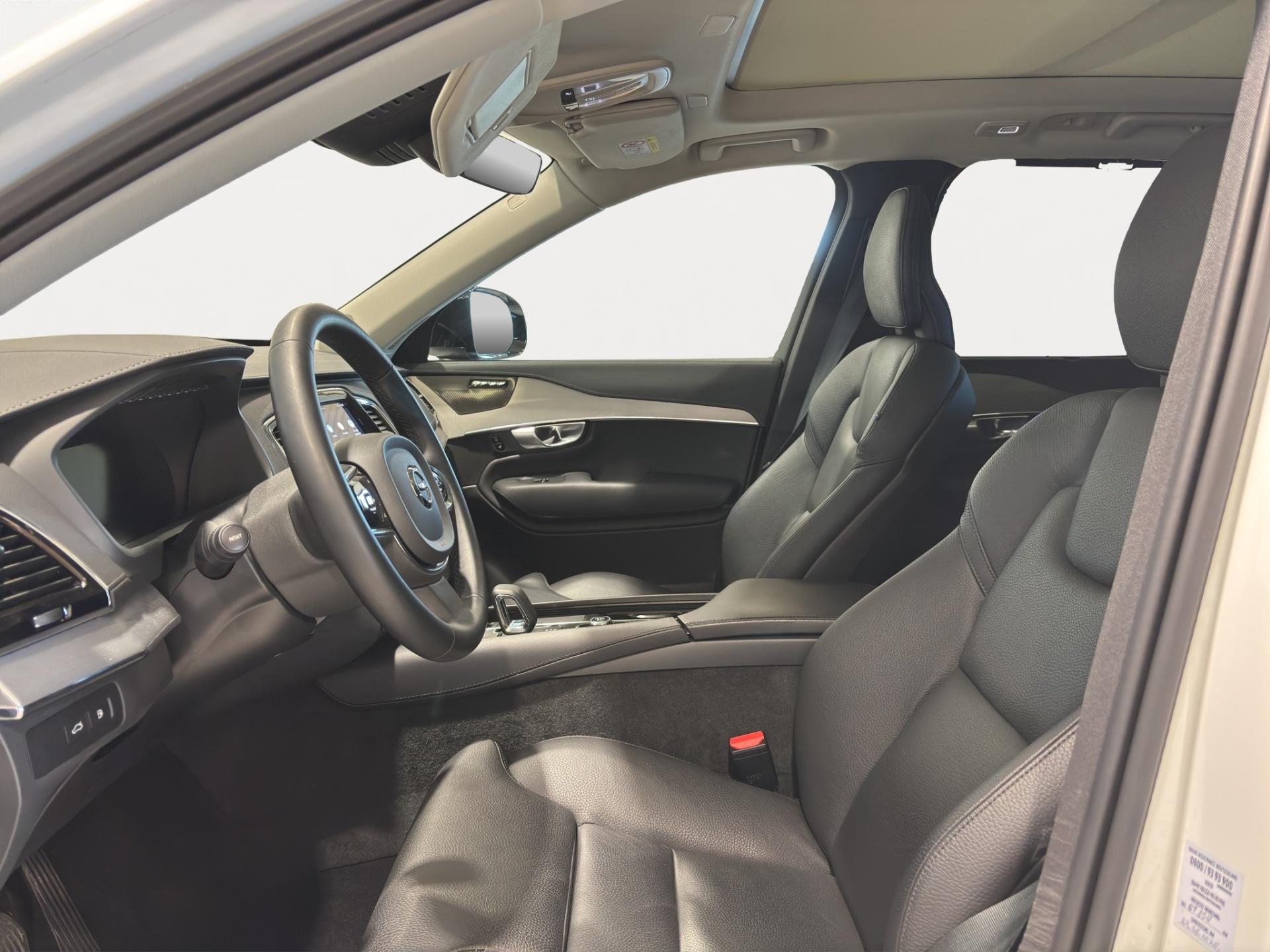VOLVO XC90 6