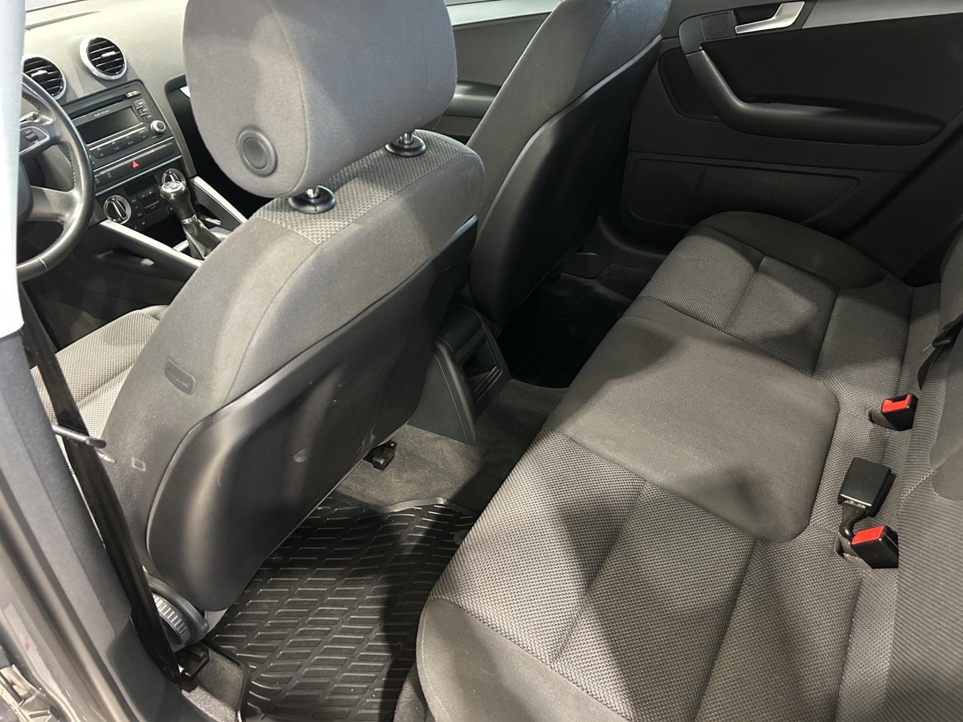 AUDI A3 10