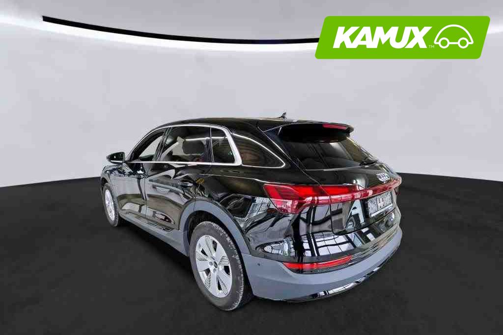 Audi e-tron 2023