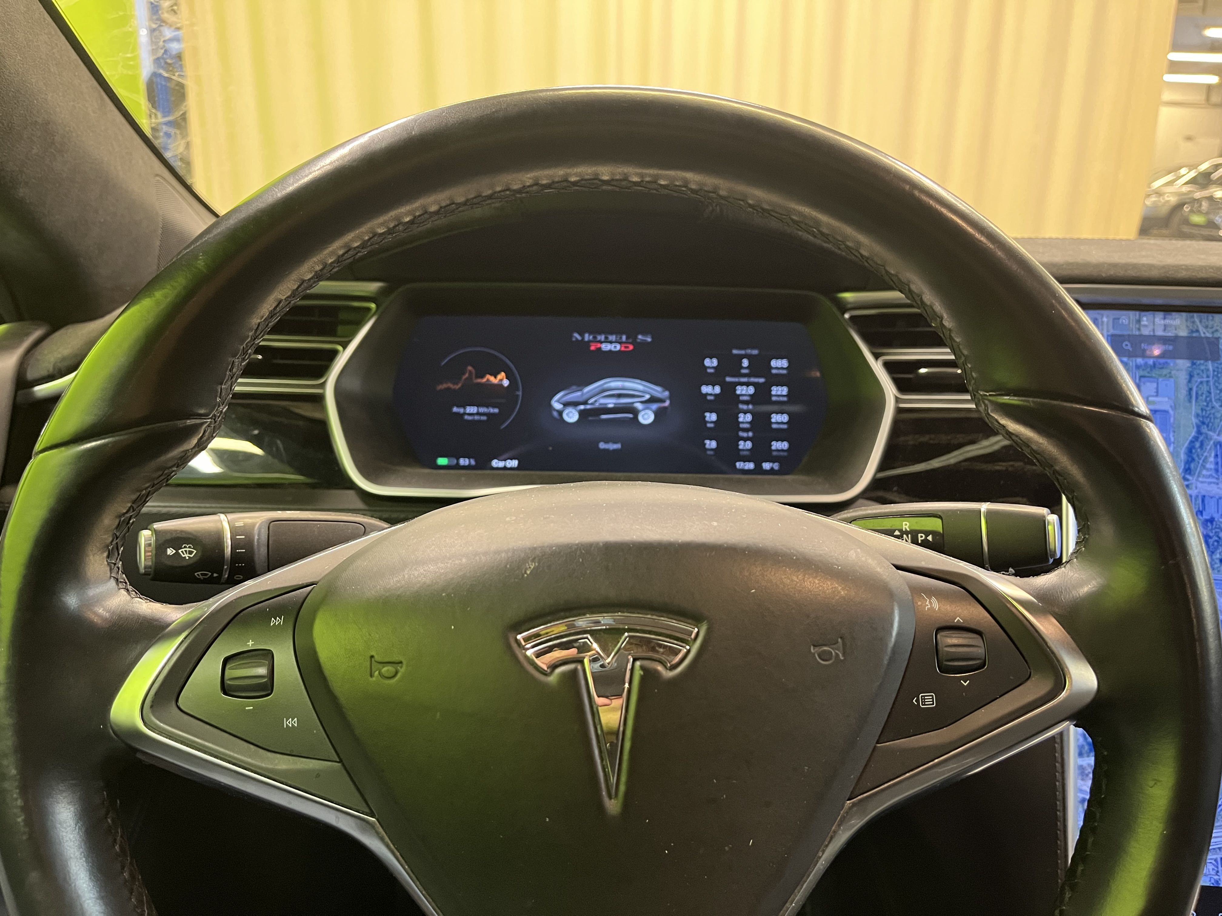 Tesla Model S 2016