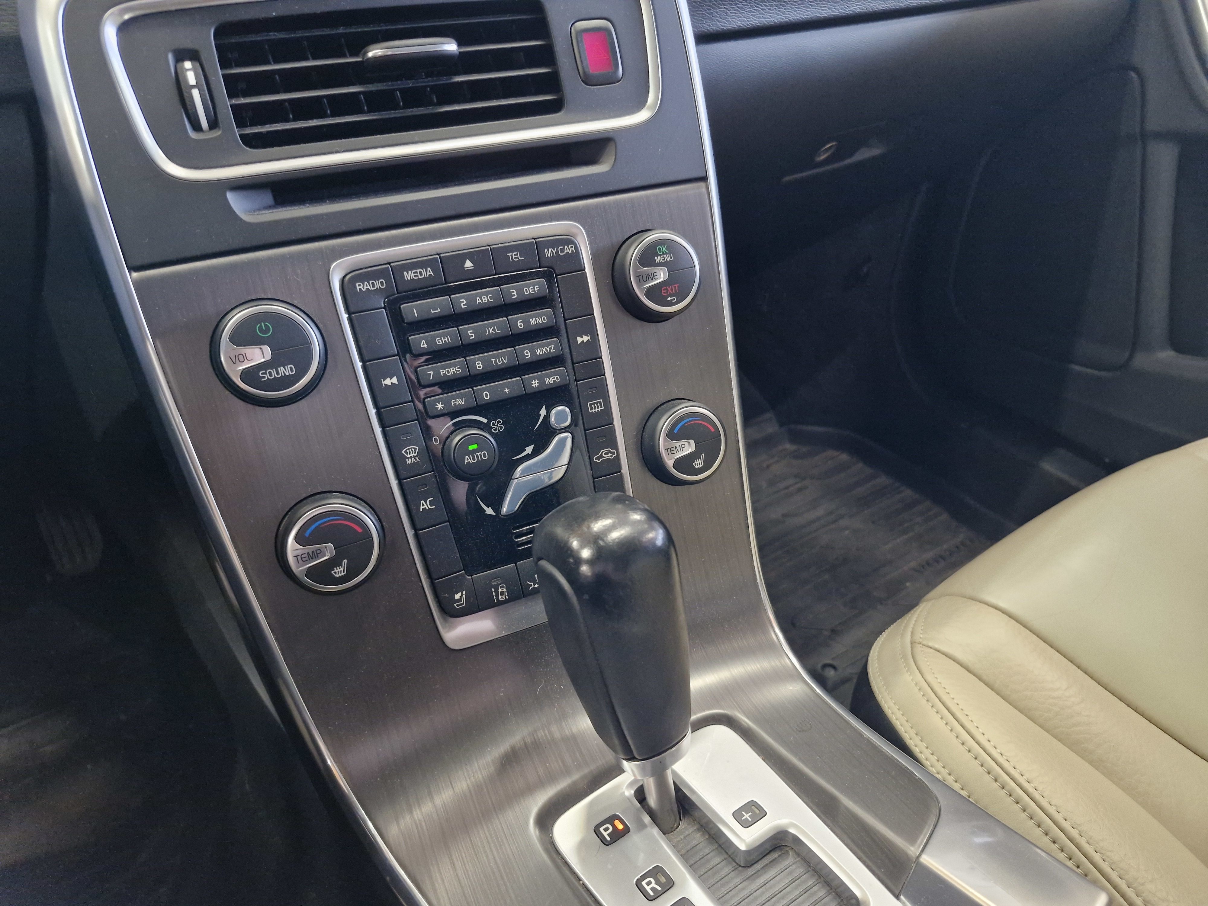 Volvo V60 2012