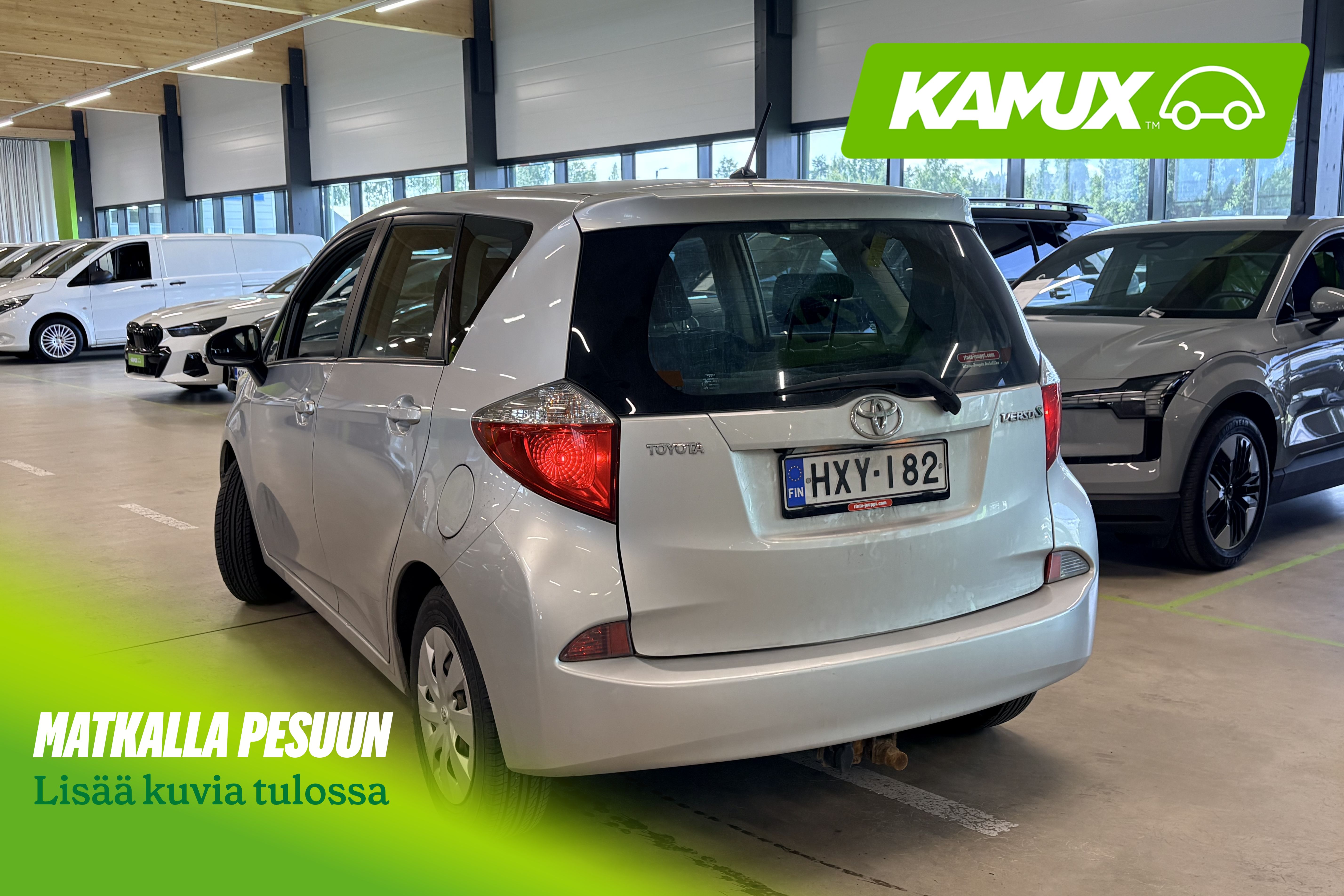 Toyota Verso-S 2011