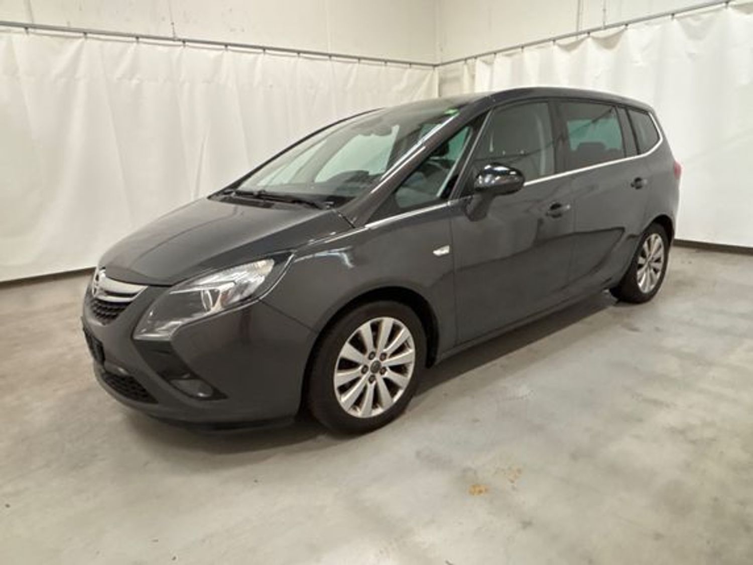 Opel Zafira 2016