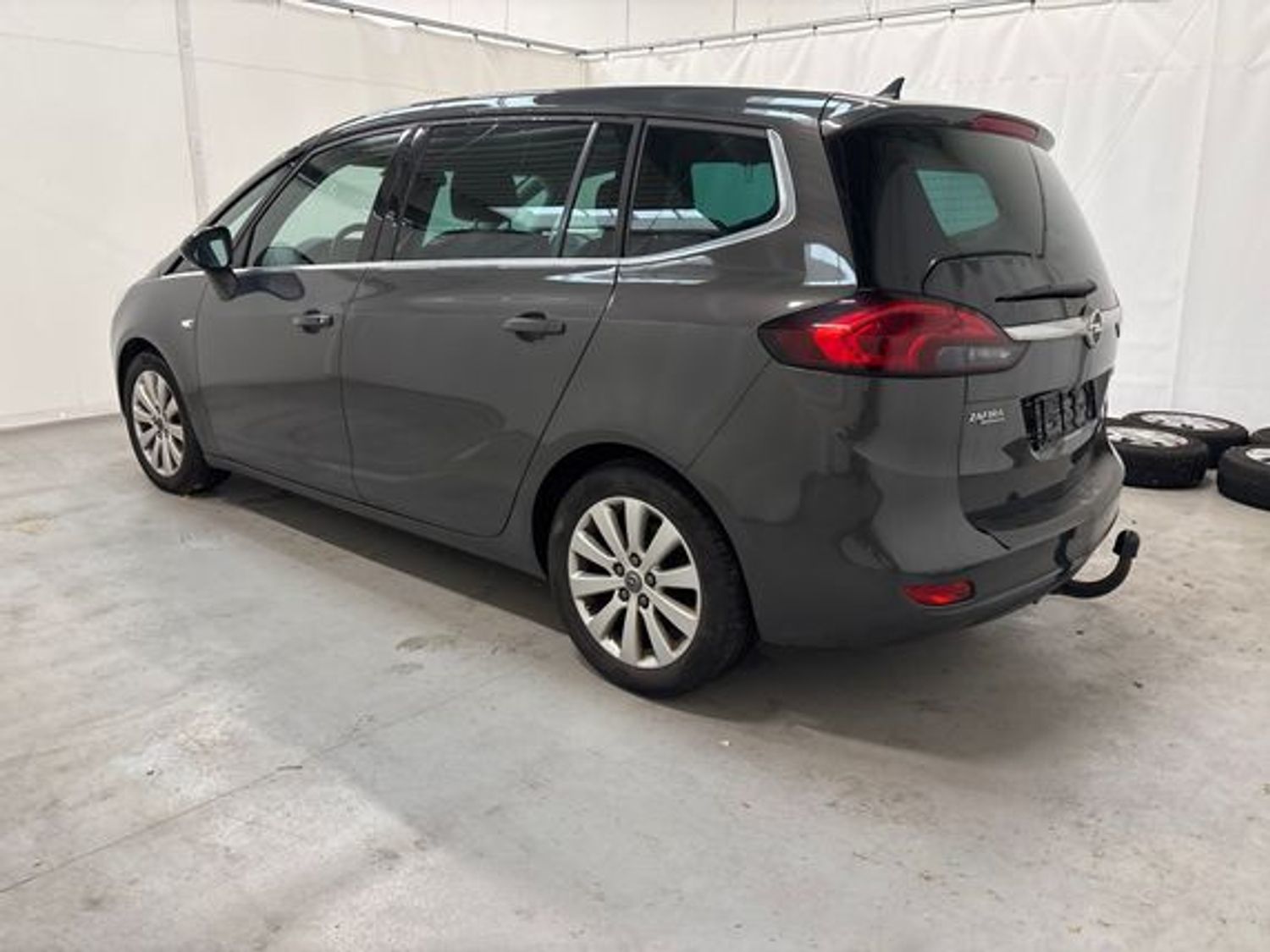 Opel Zafira 2016