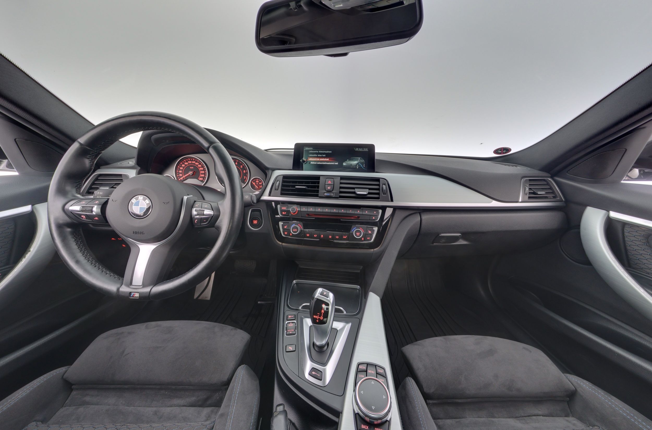 BMW 330 2017
