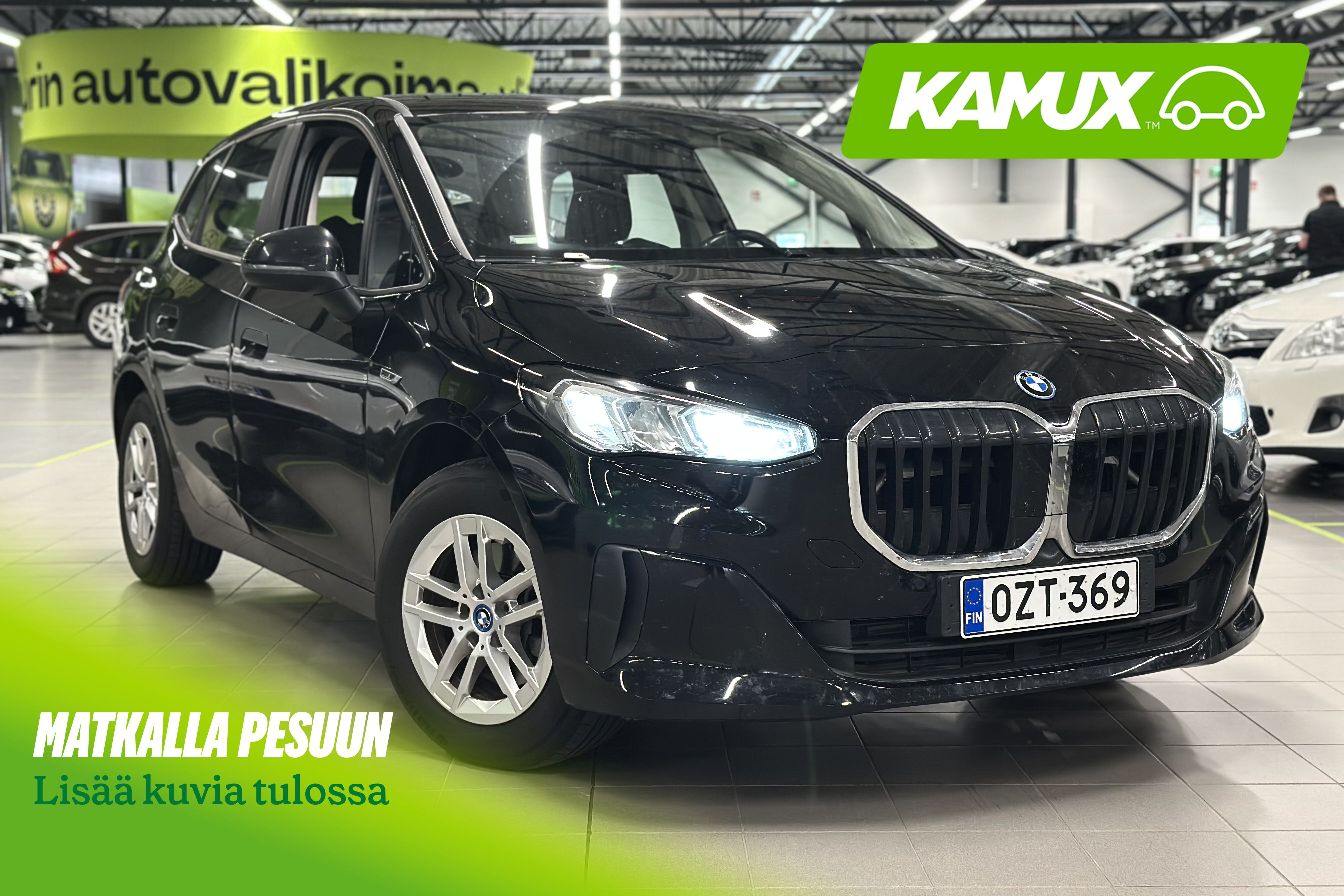 BMW 225 2023