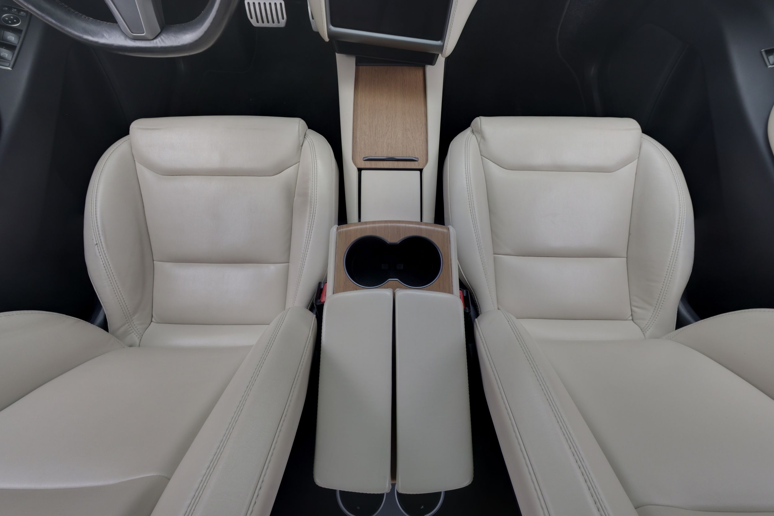 Tesla Model X 2020