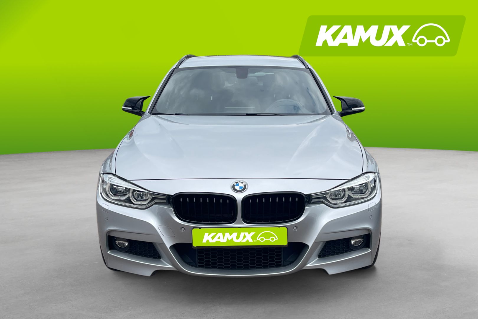 BMW 330 2018