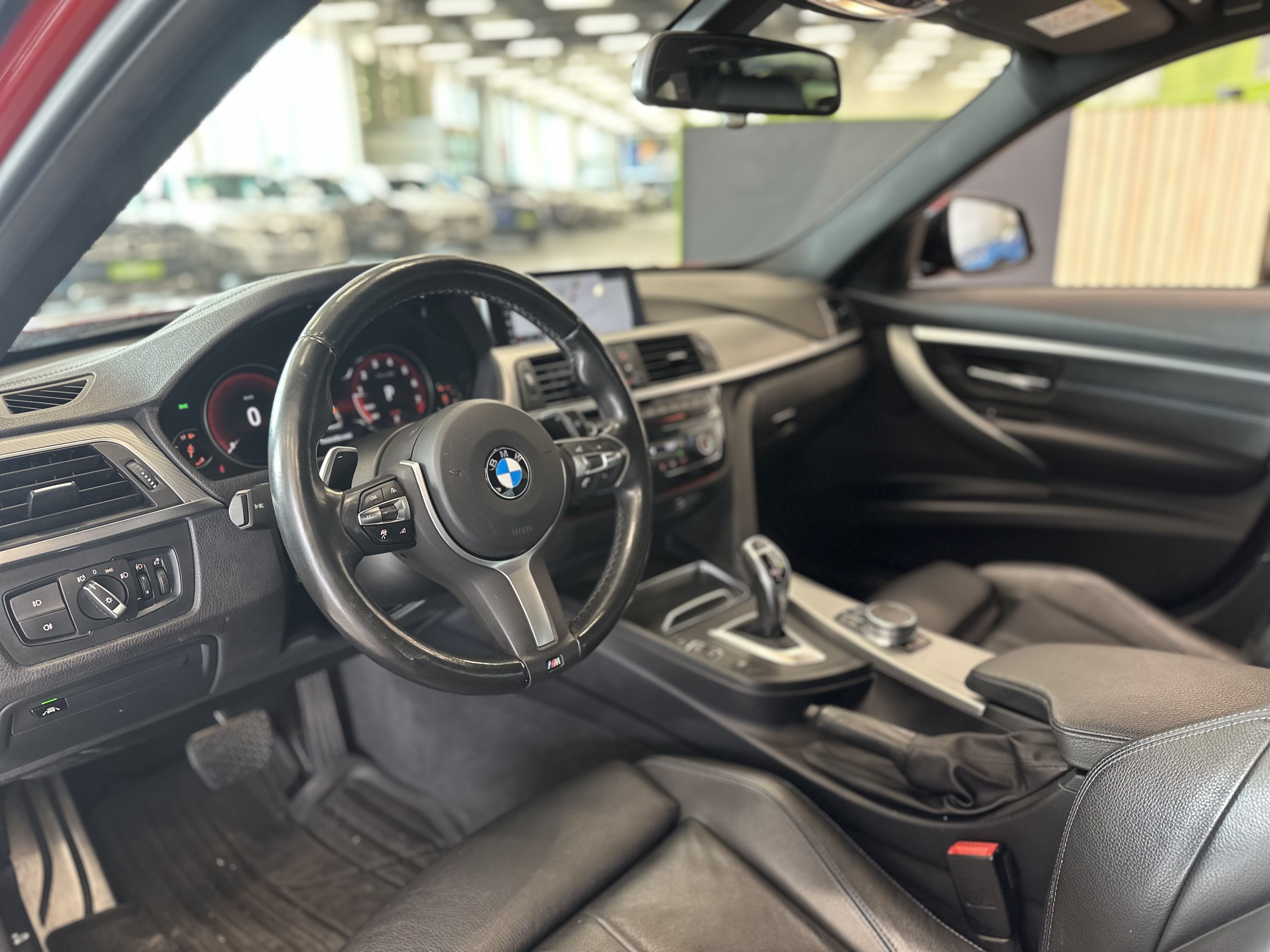 BMW 320 2019