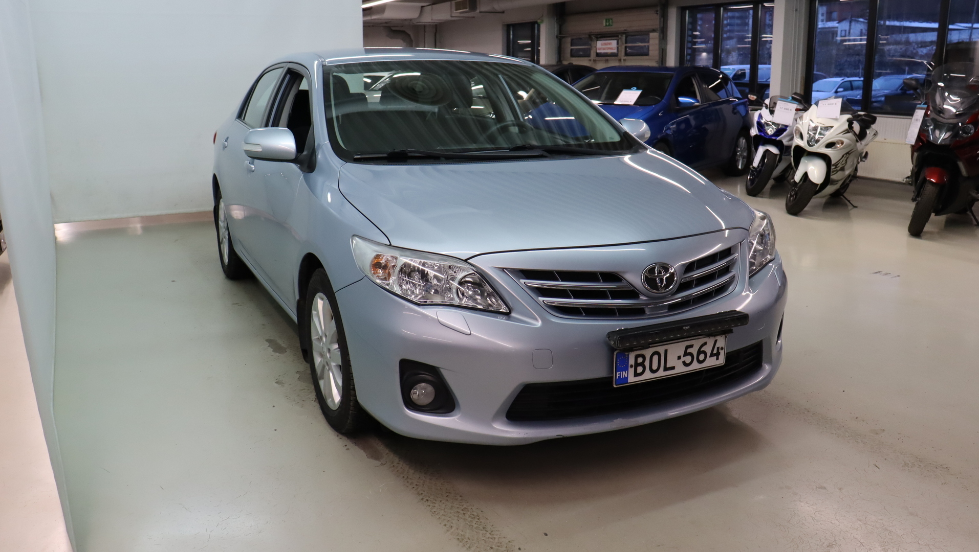 TOYOTA Corolla 2010