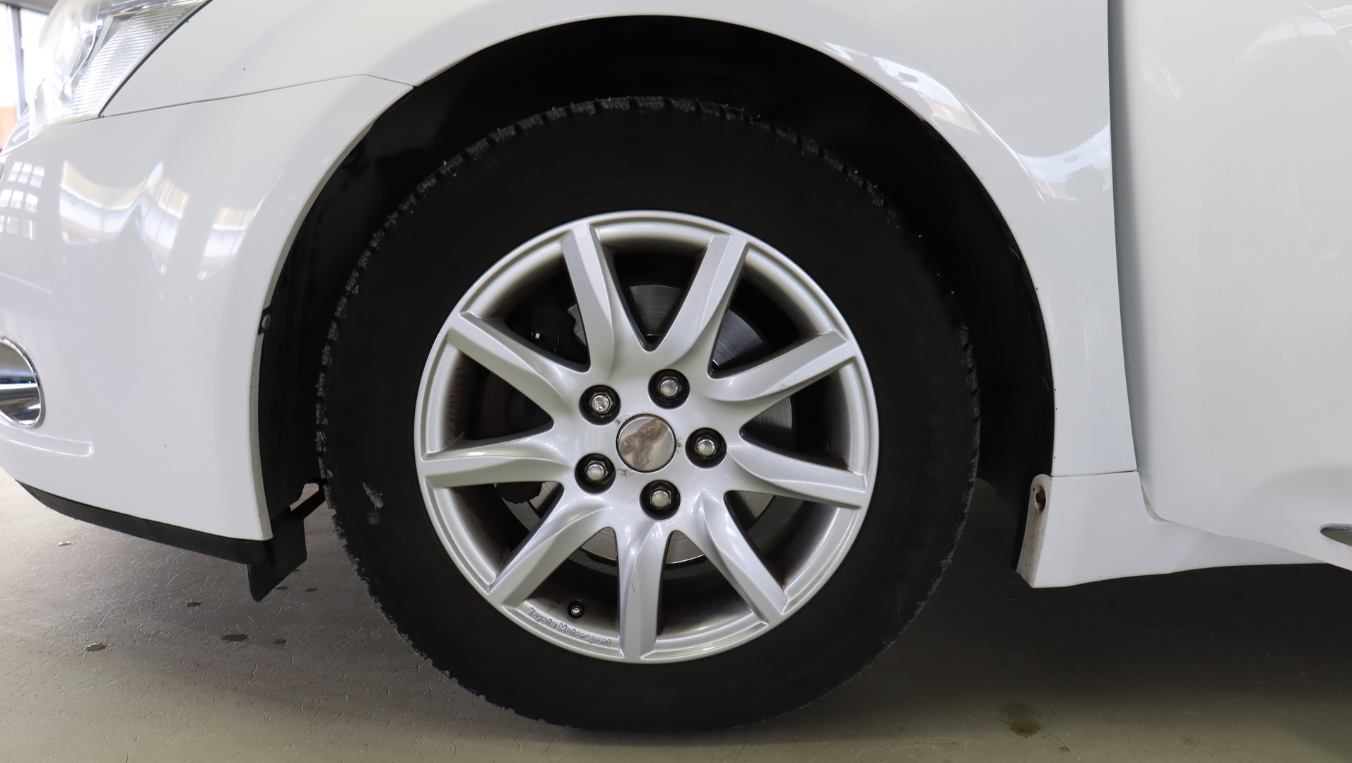 TOYOTA Avensis 2011
