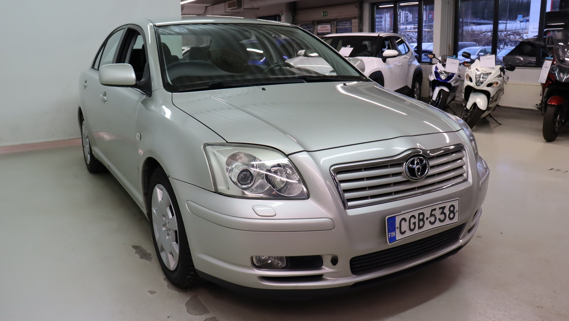 TOYOTA Avensis 2003