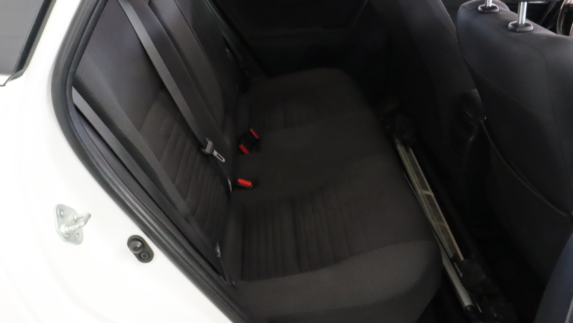 TOYOTA Auris 2016