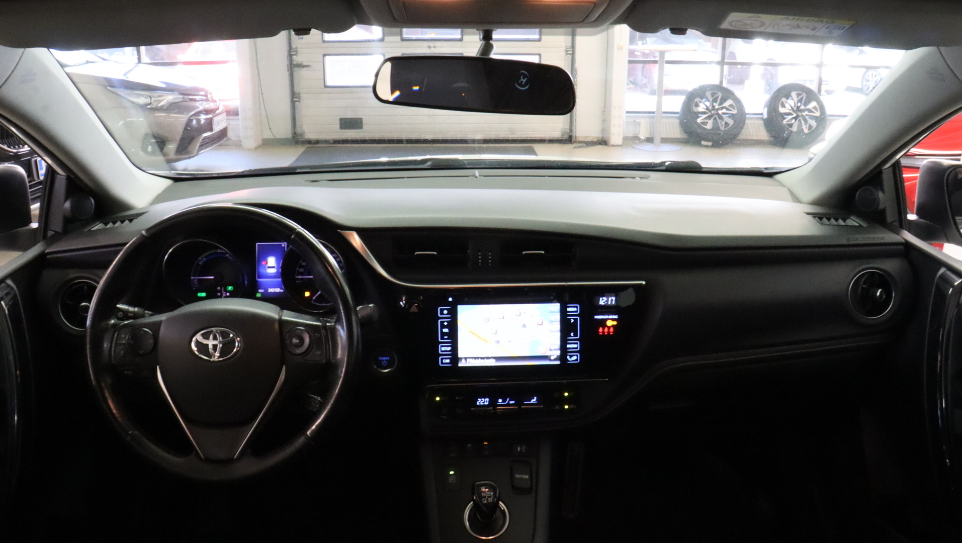 TOYOTA Auris 2016