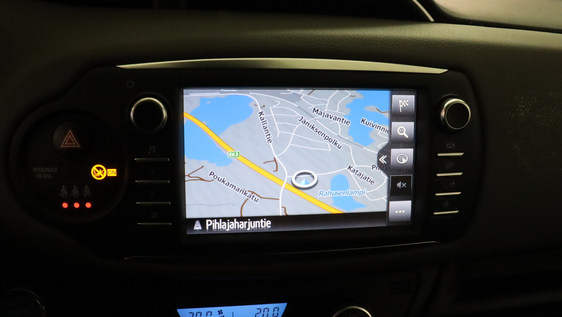 TOYOTA Yaris 2019