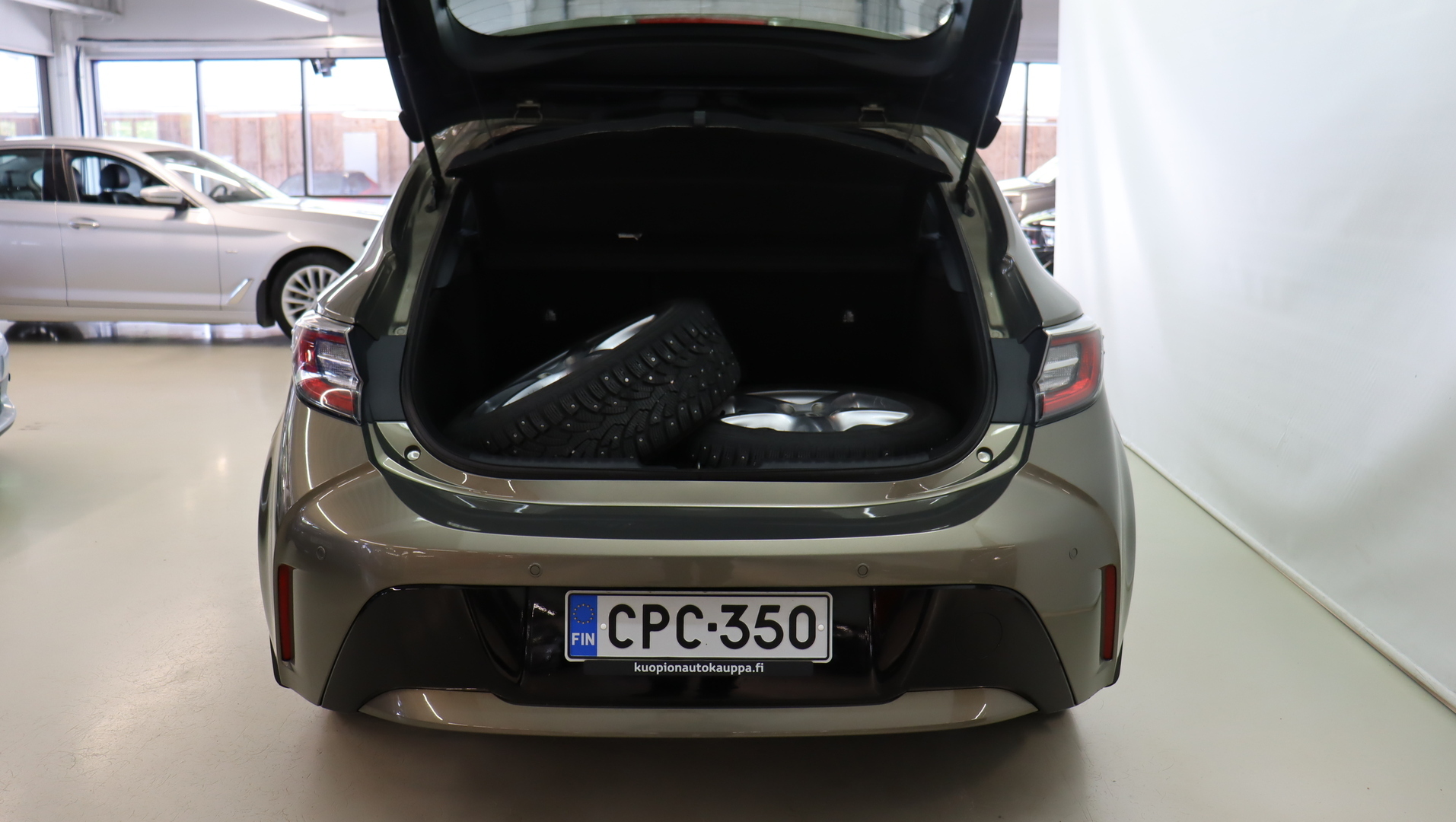 TOYOTA Corolla 2021