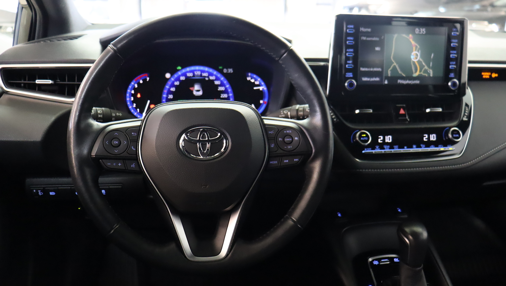 TOYOTA Corolla 2021