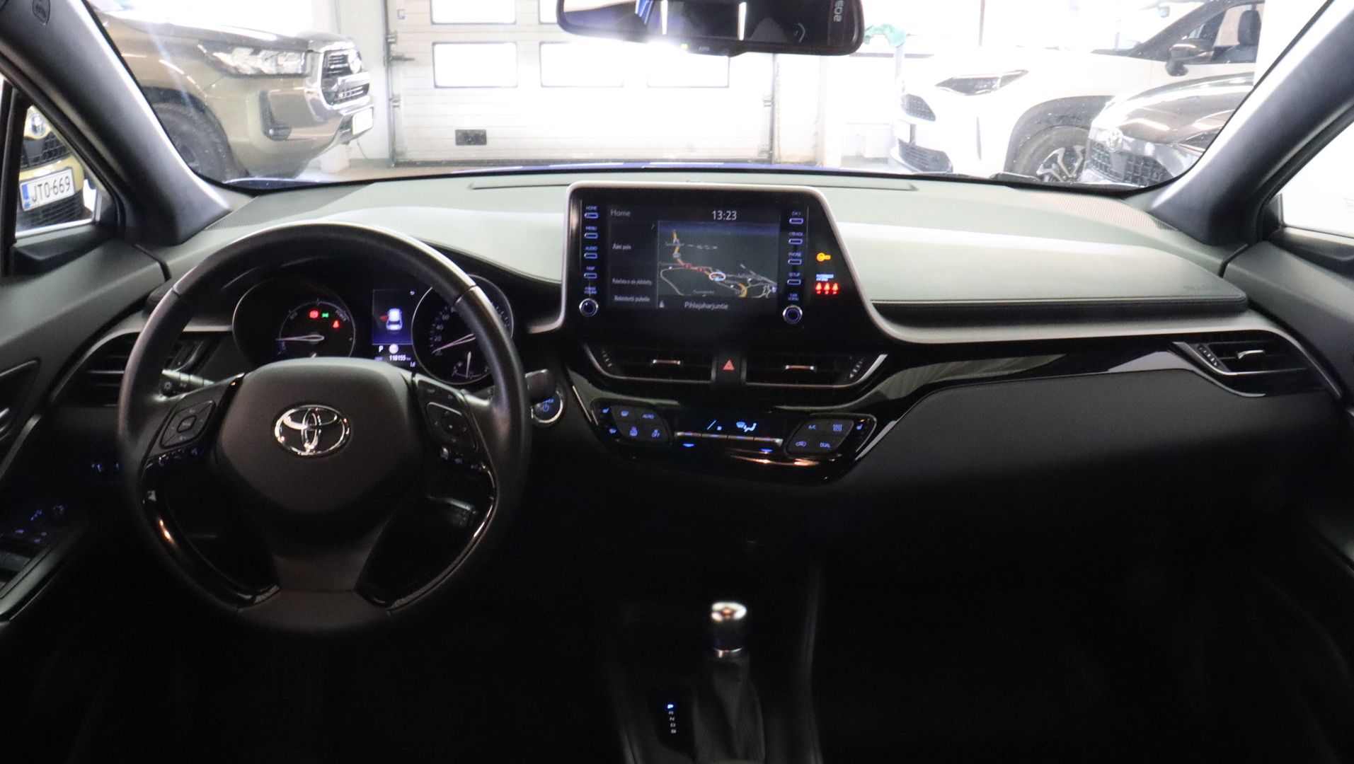 TOYOTA C-HR 2021