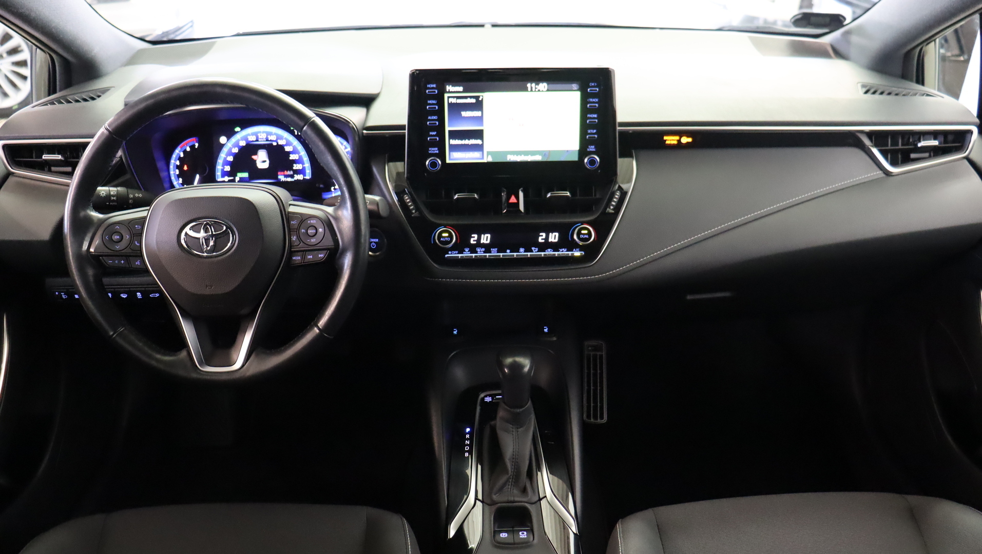 TOYOTA Corolla 2021