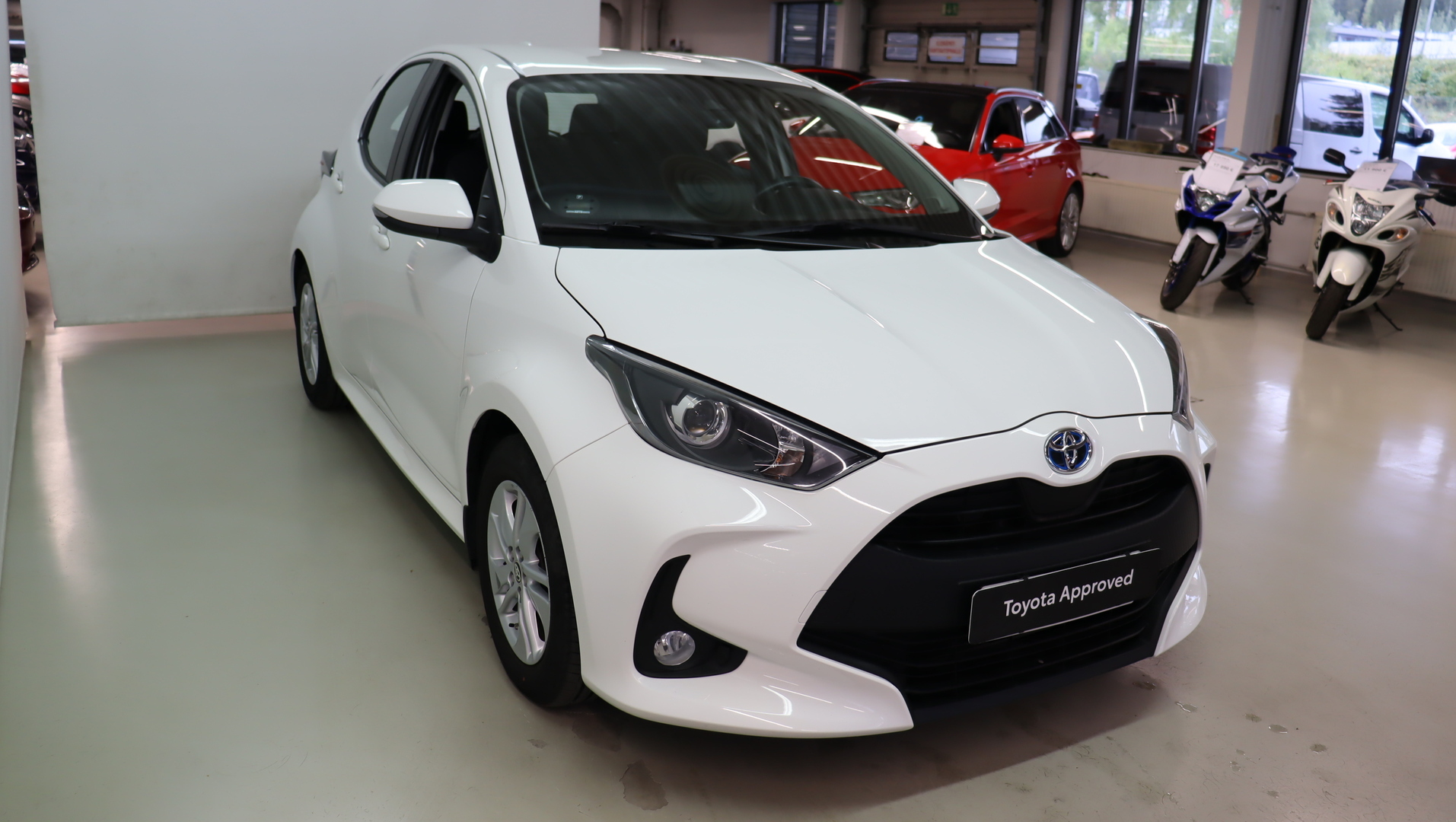 TOYOTA Yaris 2022