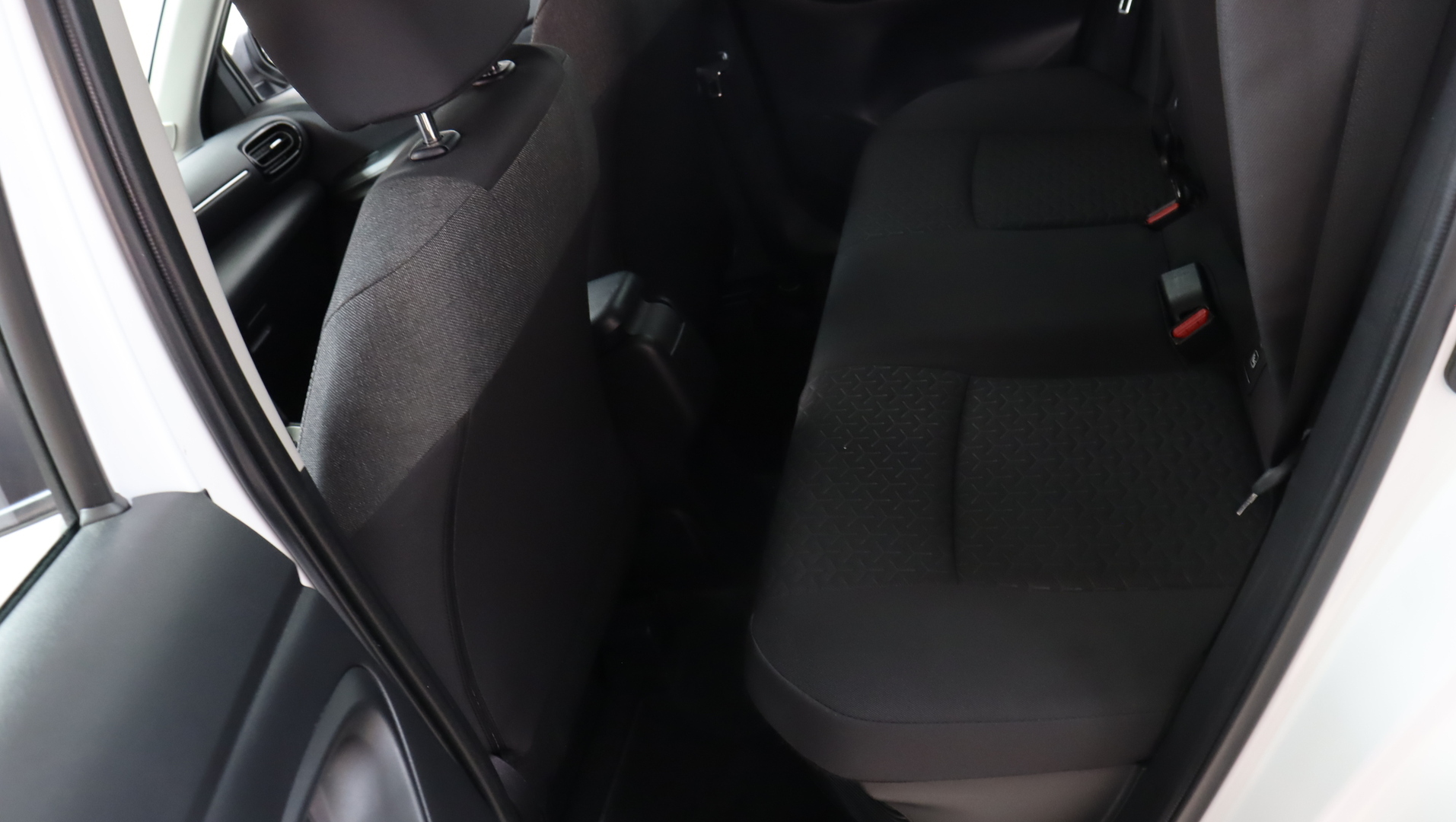 TOYOTA Yaris Cross 2024