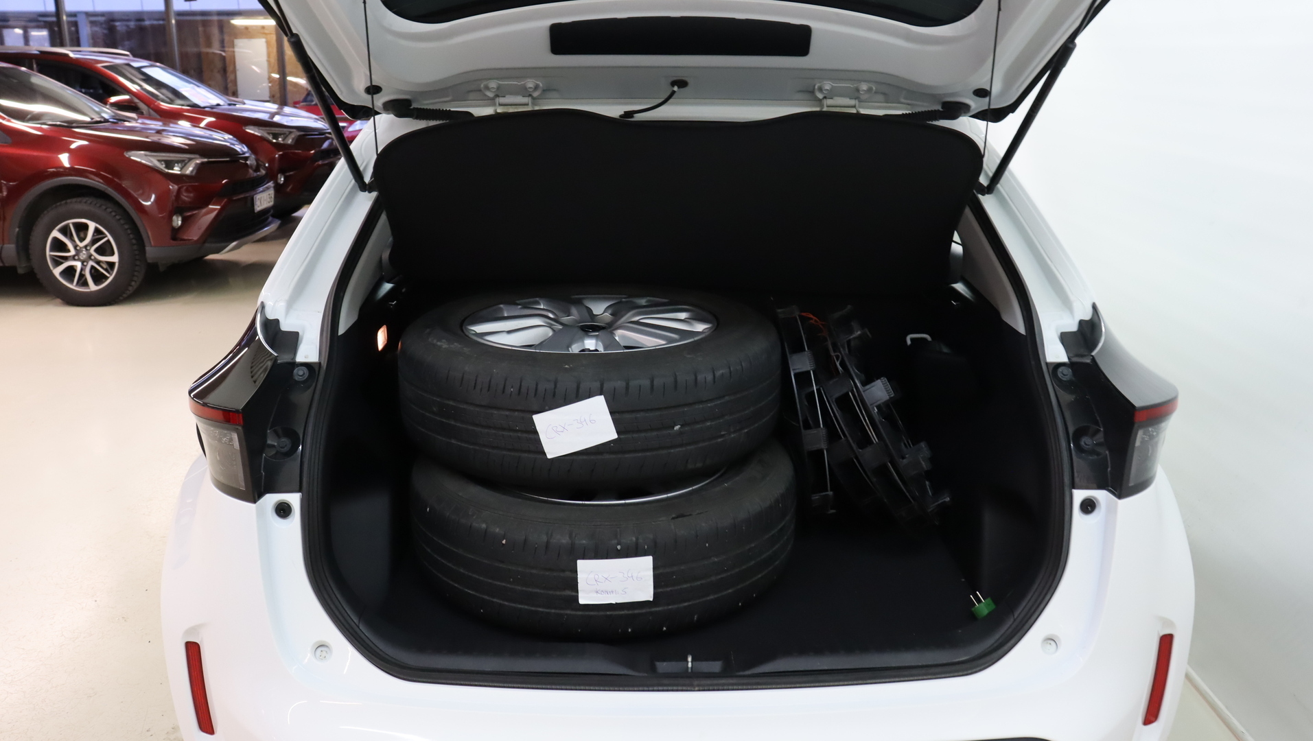 TOYOTA Yaris Cross 2024