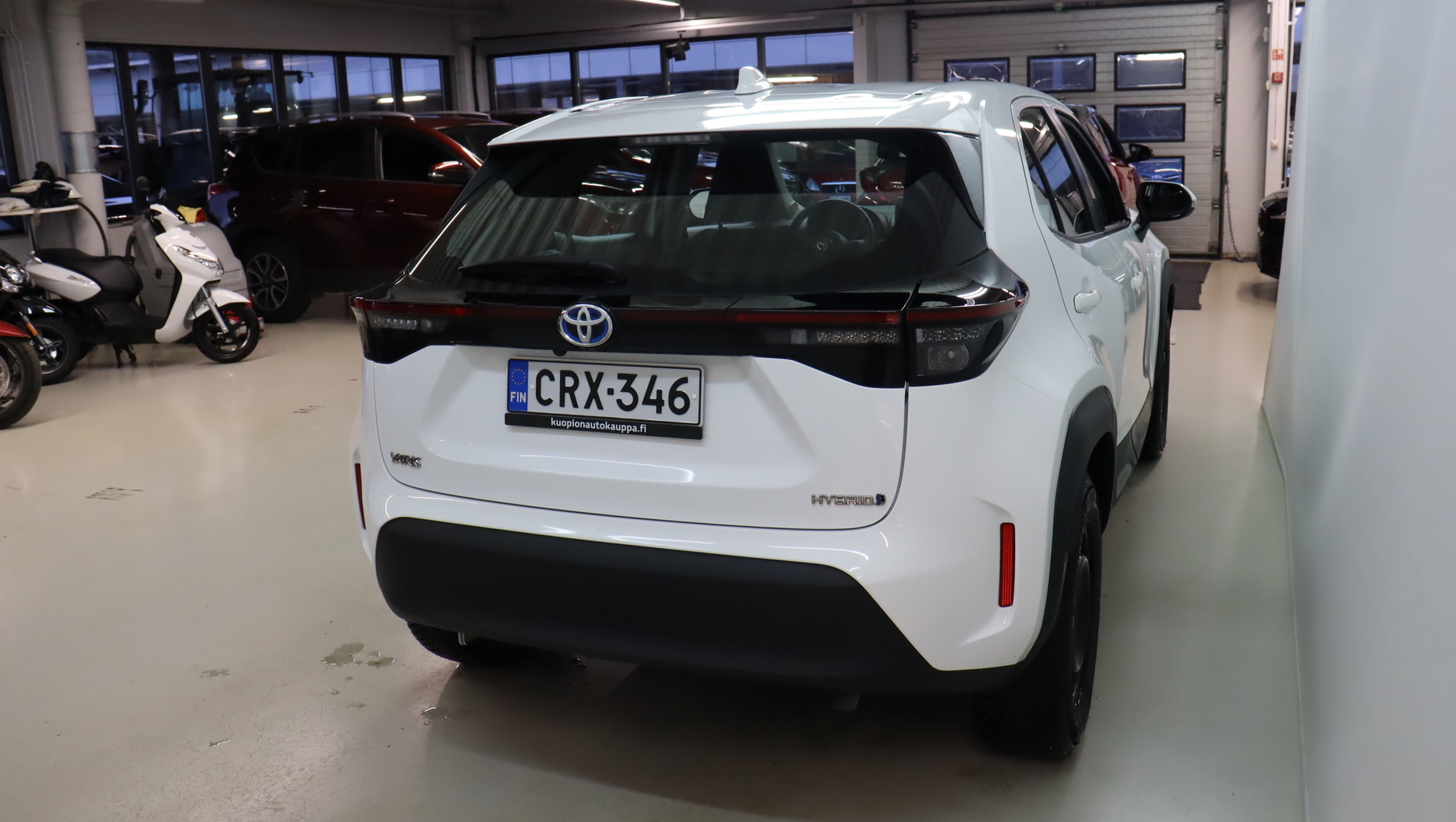 TOYOTA Yaris Cross 2024