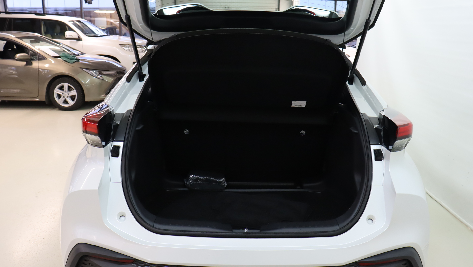 TOYOTA C-HR 2025