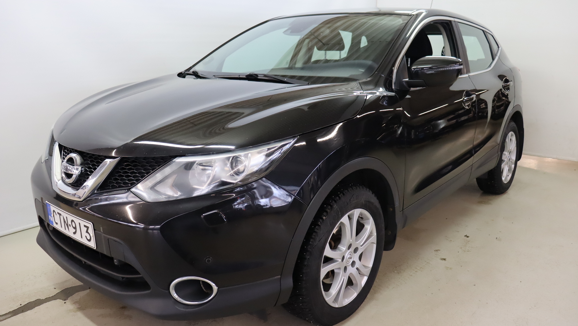 NISSAN Qashqai 2015