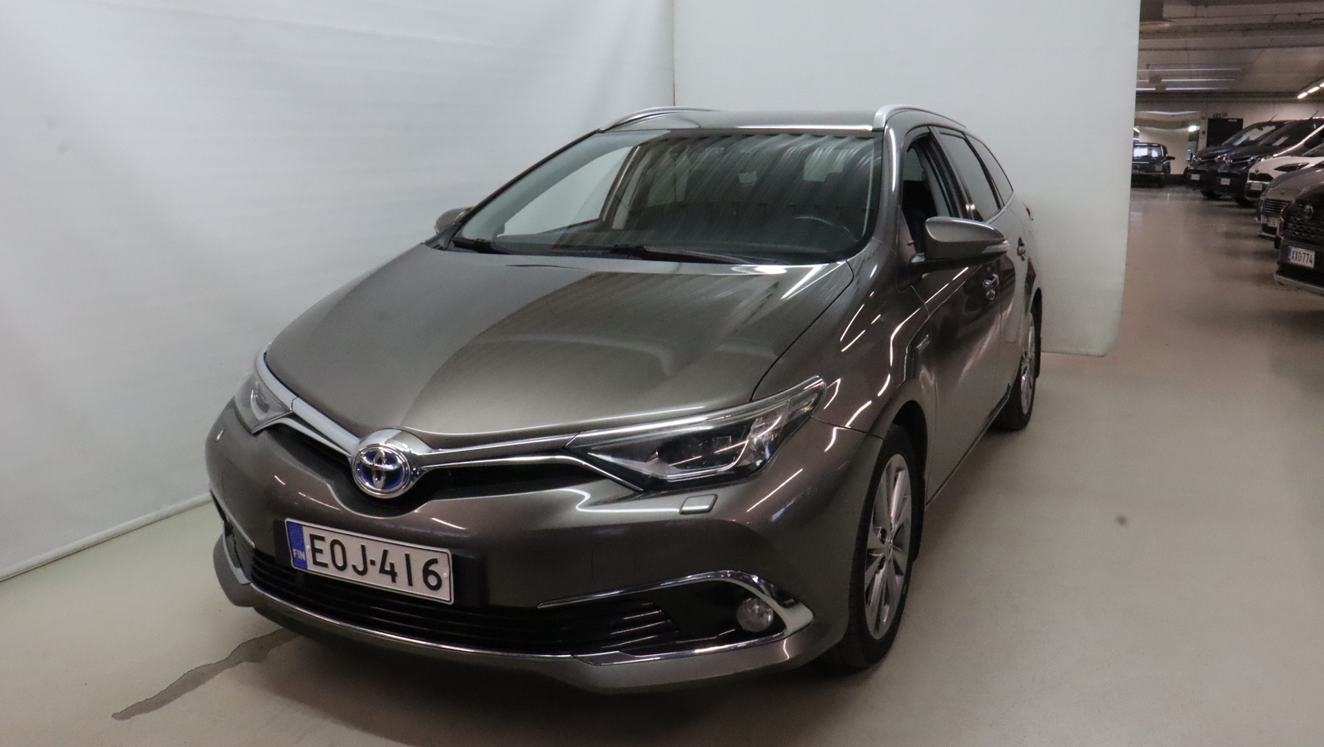 TOYOTA Auris 2016
