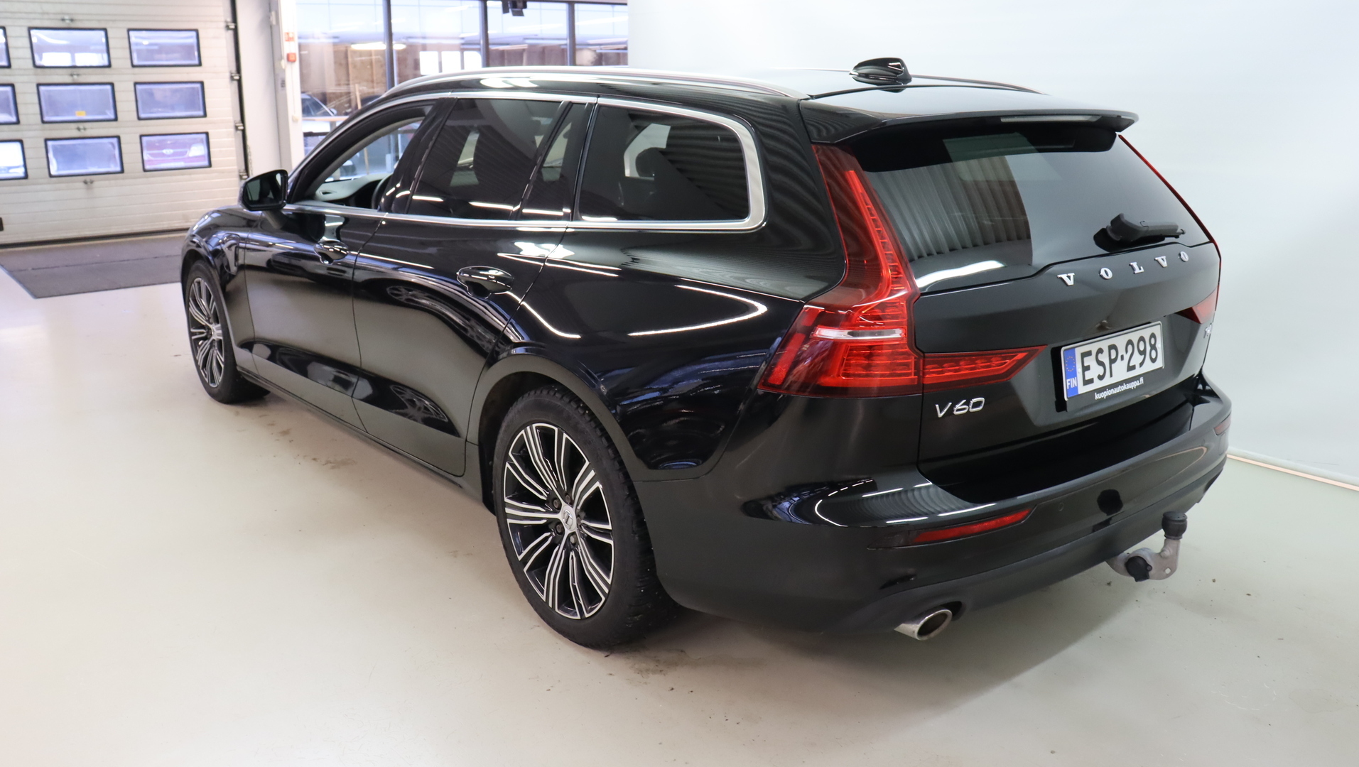 VOLVO V60 2020