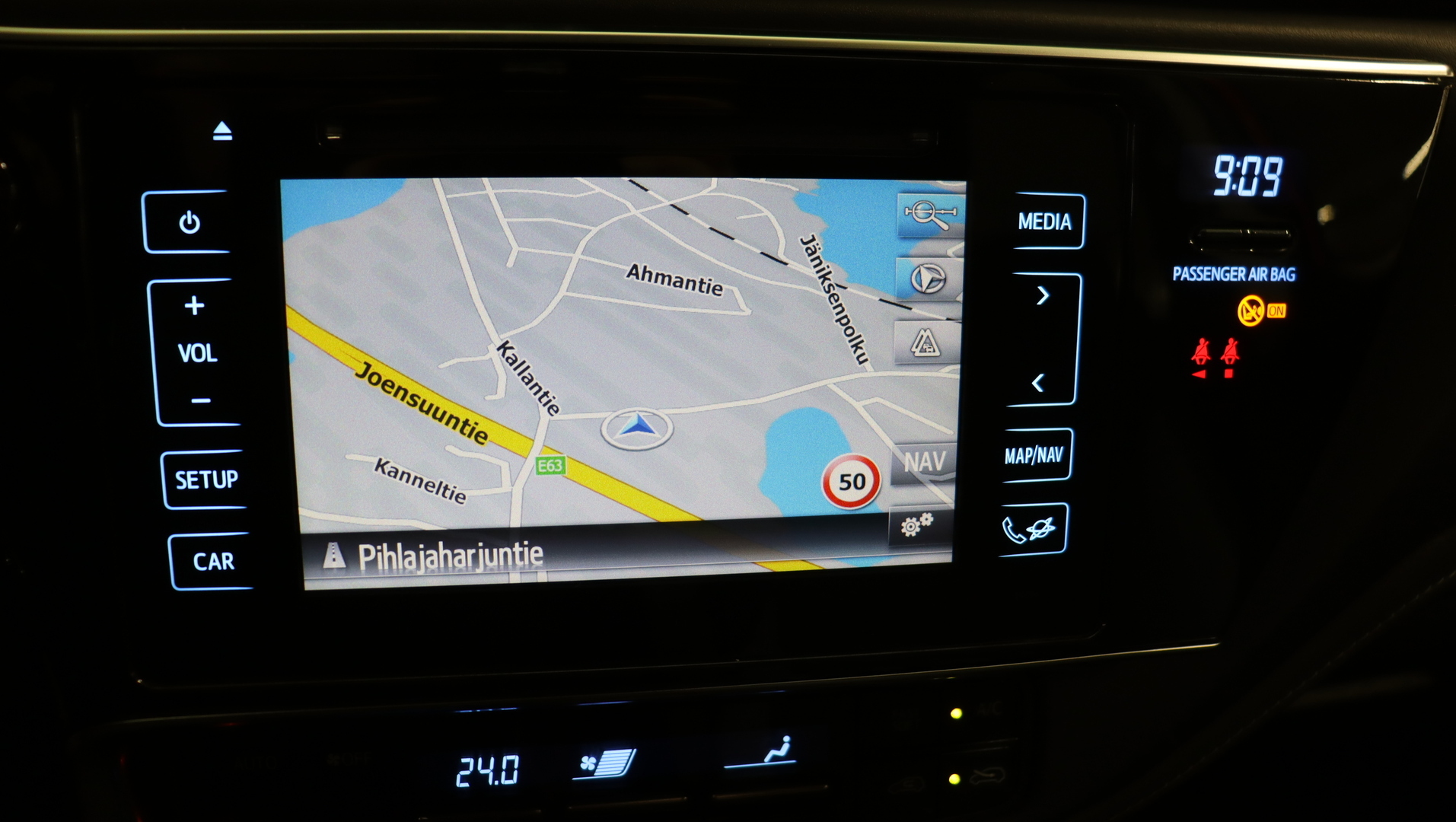 TOYOTA AURIS 2015