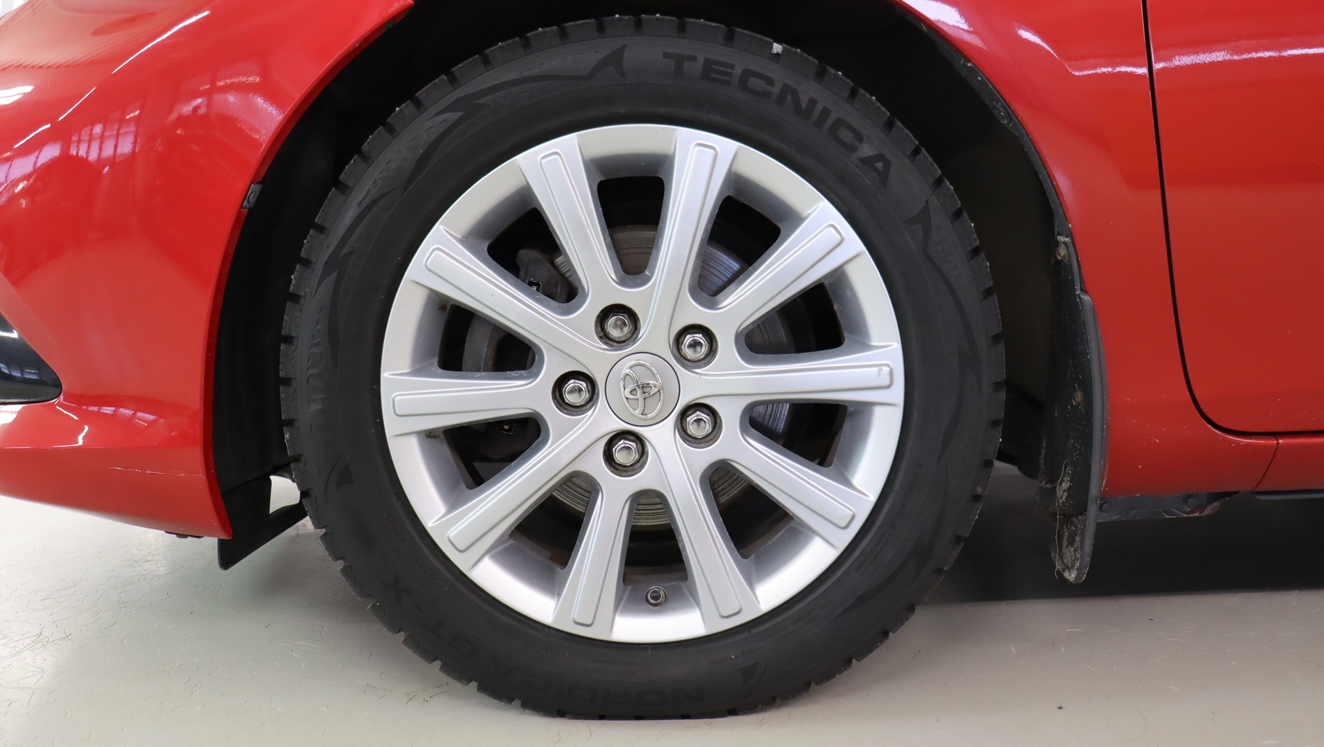 TOYOTA AURIS 2015