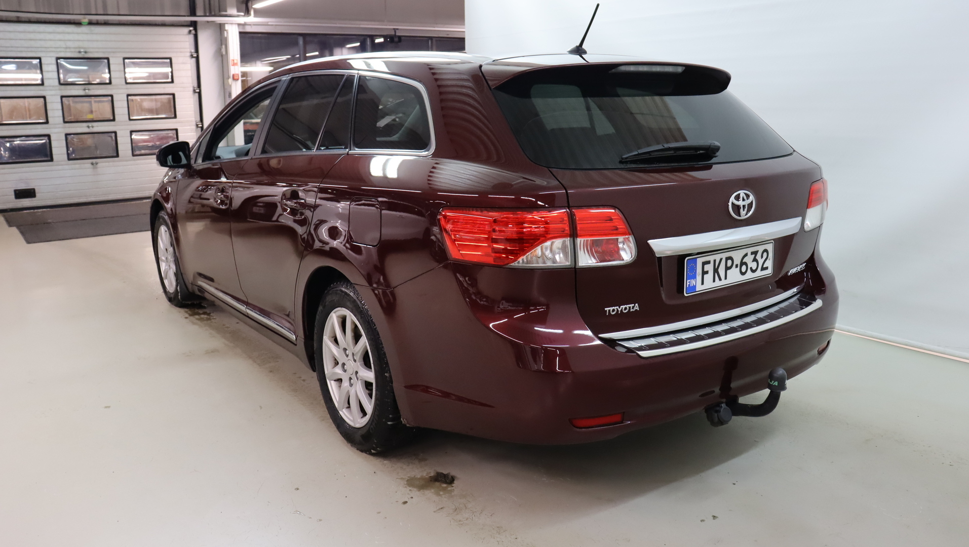 TOYOTA Avensis 2012