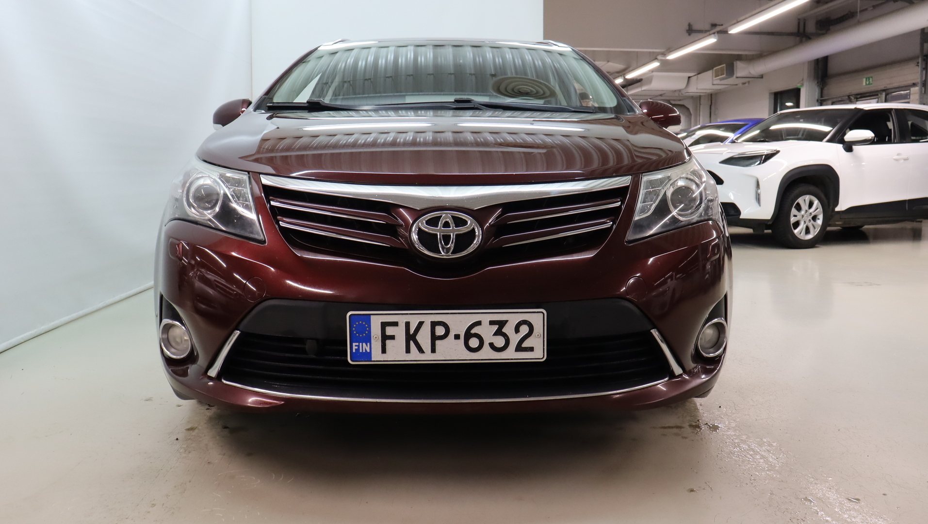 TOYOTA Avensis 2012