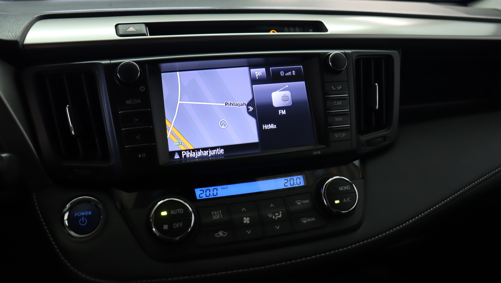 TOYOTA RAV4 2018