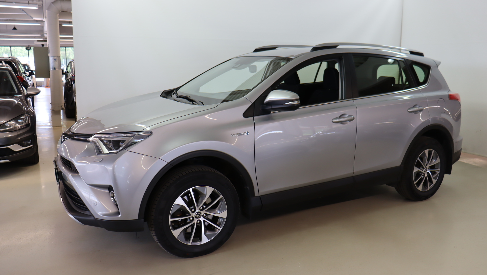 TOYOTA RAV4 2018