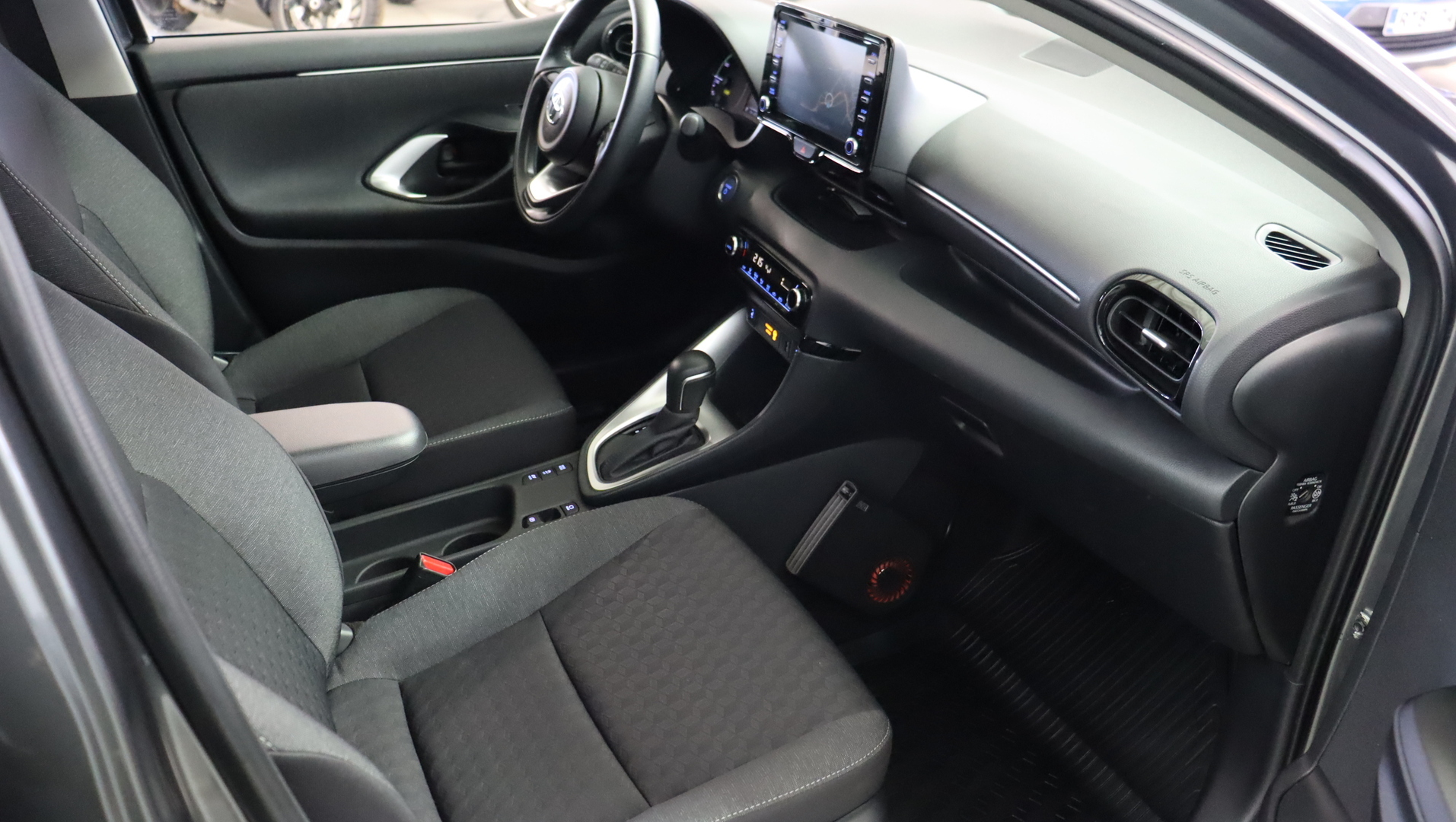 TOYOTA Yaris 2022