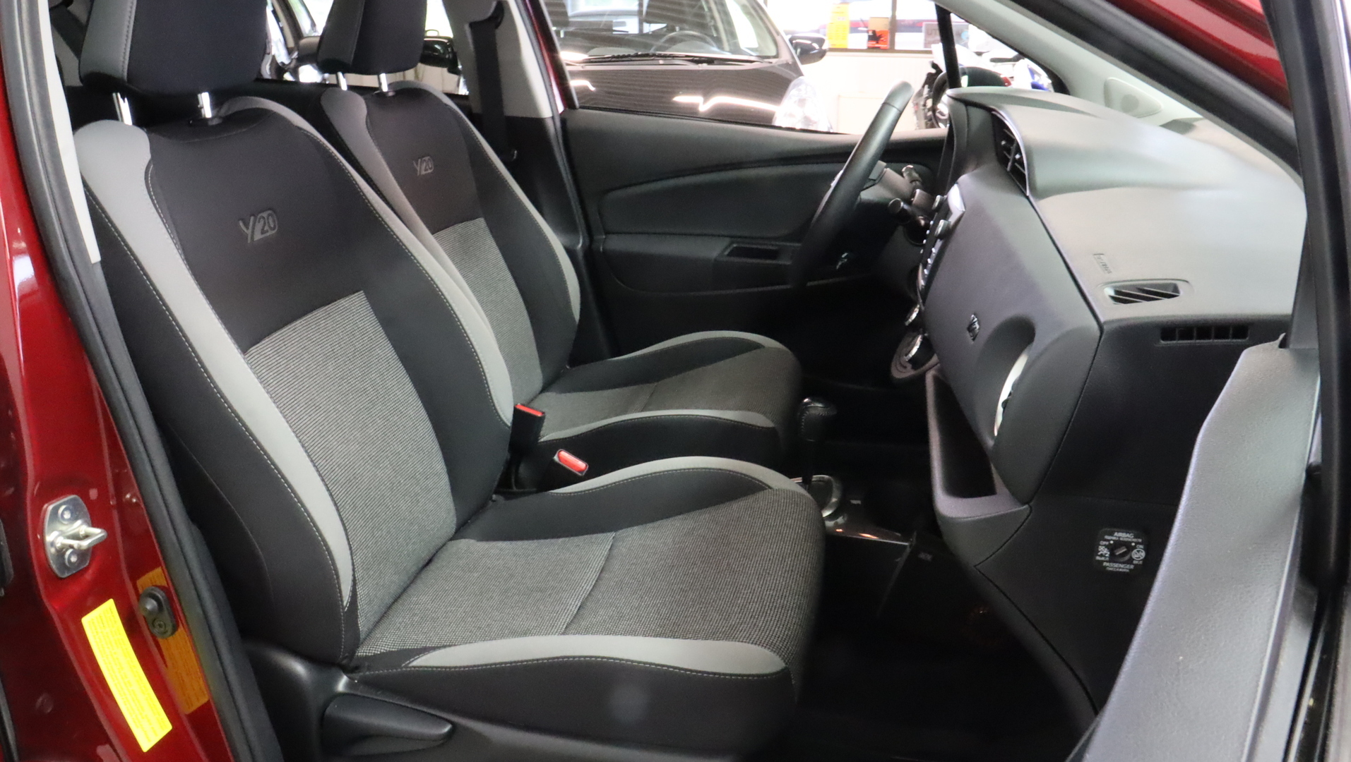 TOYOTA Yaris 2020