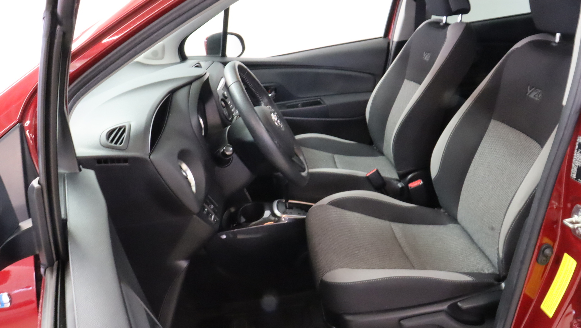 TOYOTA Yaris 2020