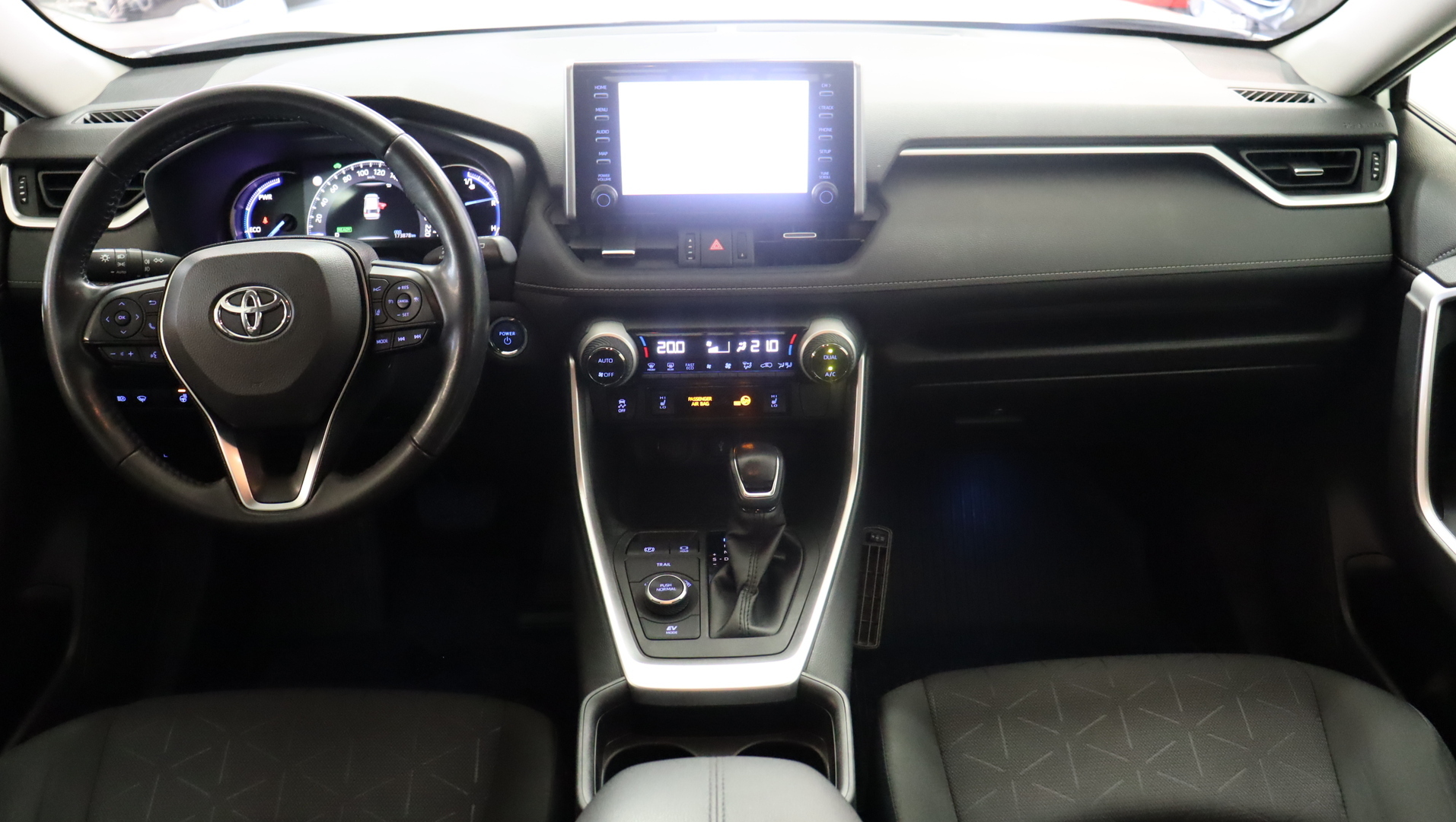 TOYOTA RAV4 2021