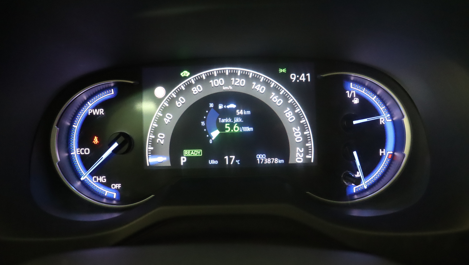 TOYOTA RAV4 2021