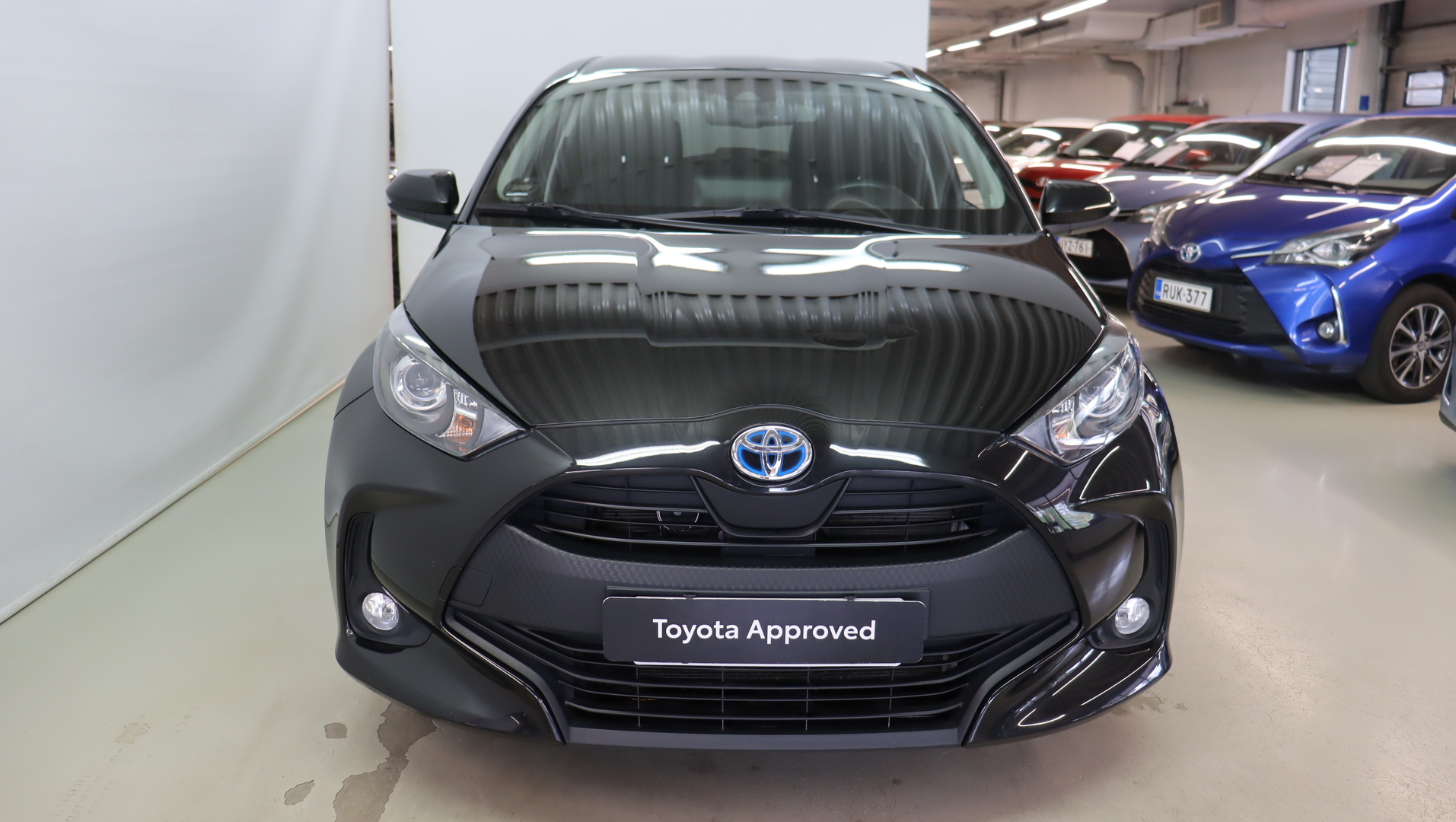 TOYOTA Yaris 7